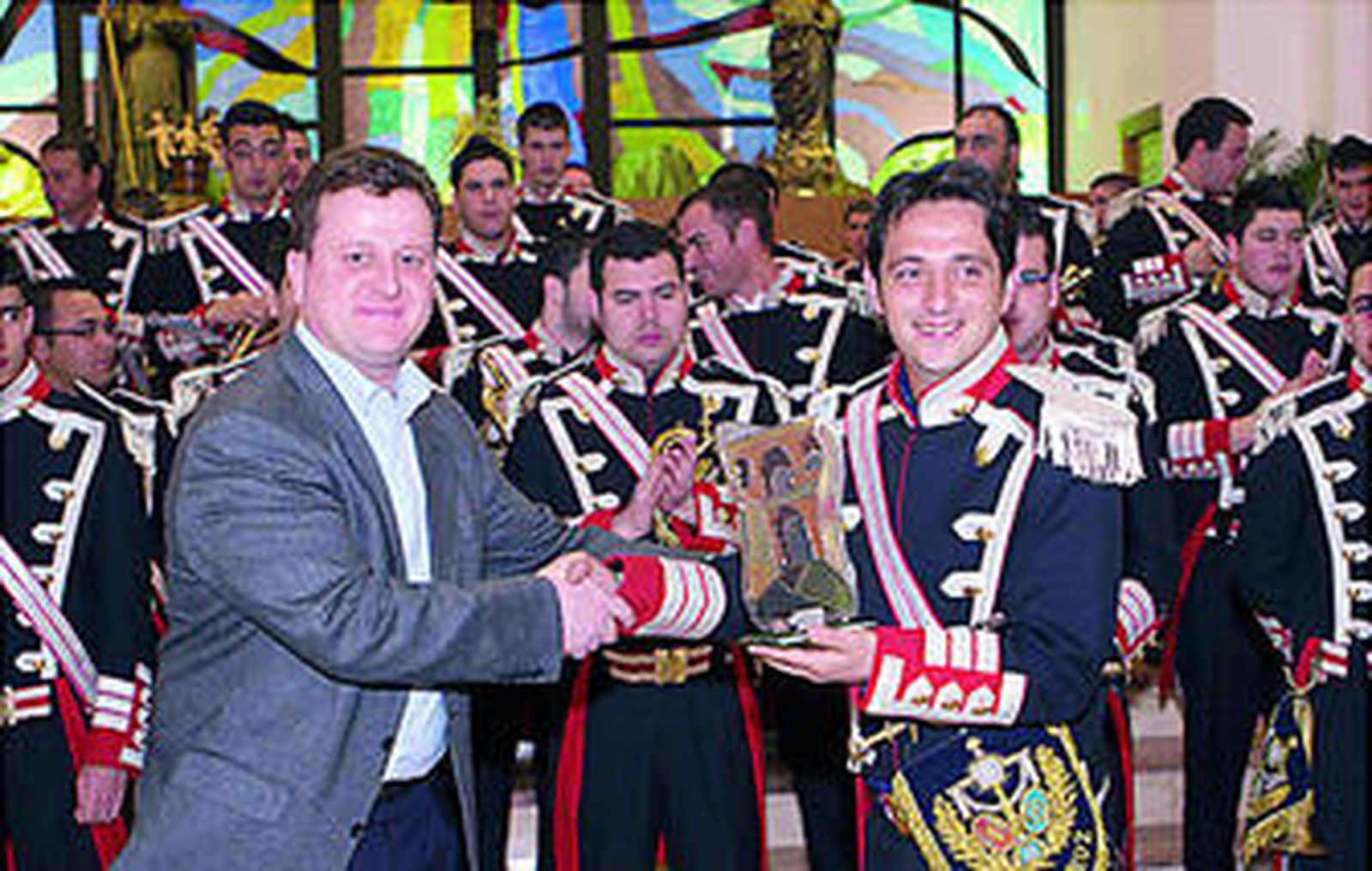 El concejal de Cultura, Felipe Berenguel, y José Antonio Expósito, director de la Banda de Cornetas.