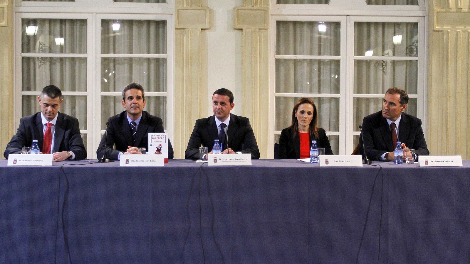 Presentación en el año 2013 del primer libro del doctor Ríos: 'Del Sillón a la Maratón'.