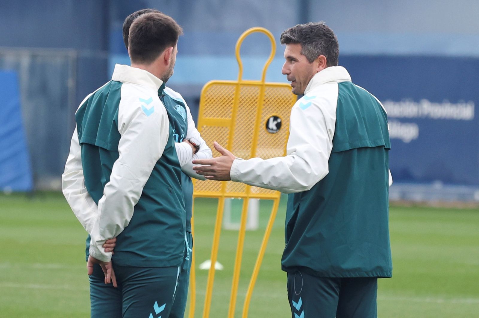 El Málaga CF vuelve al tajo sin Lobete en una semana eterna