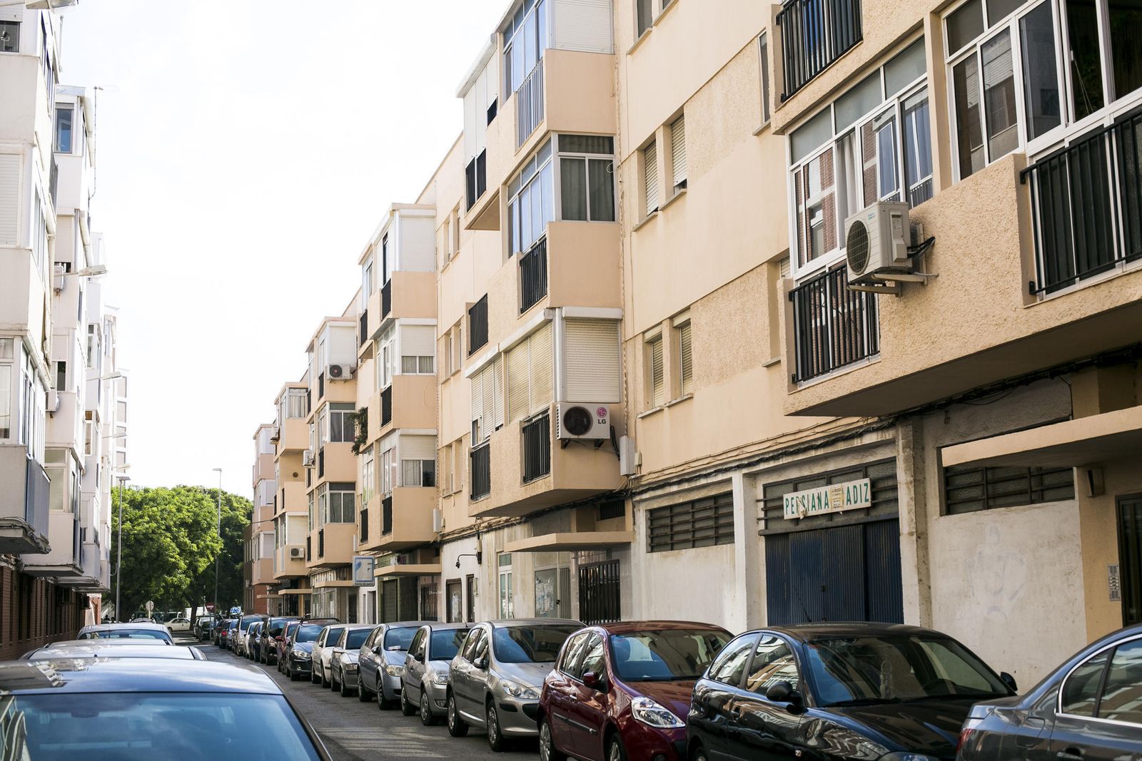 Varios bloques de viviendas de la ciudad de Cádiz.