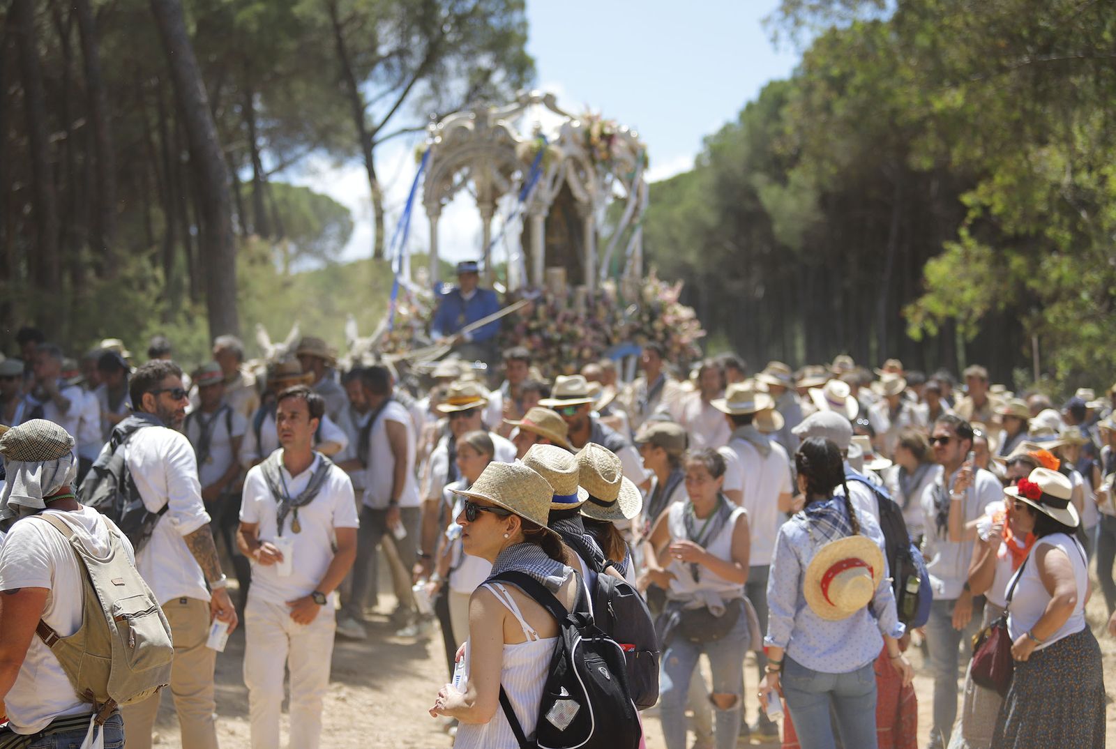 Todos los peregrinos de la Hermandad de Huelva, en imágenes