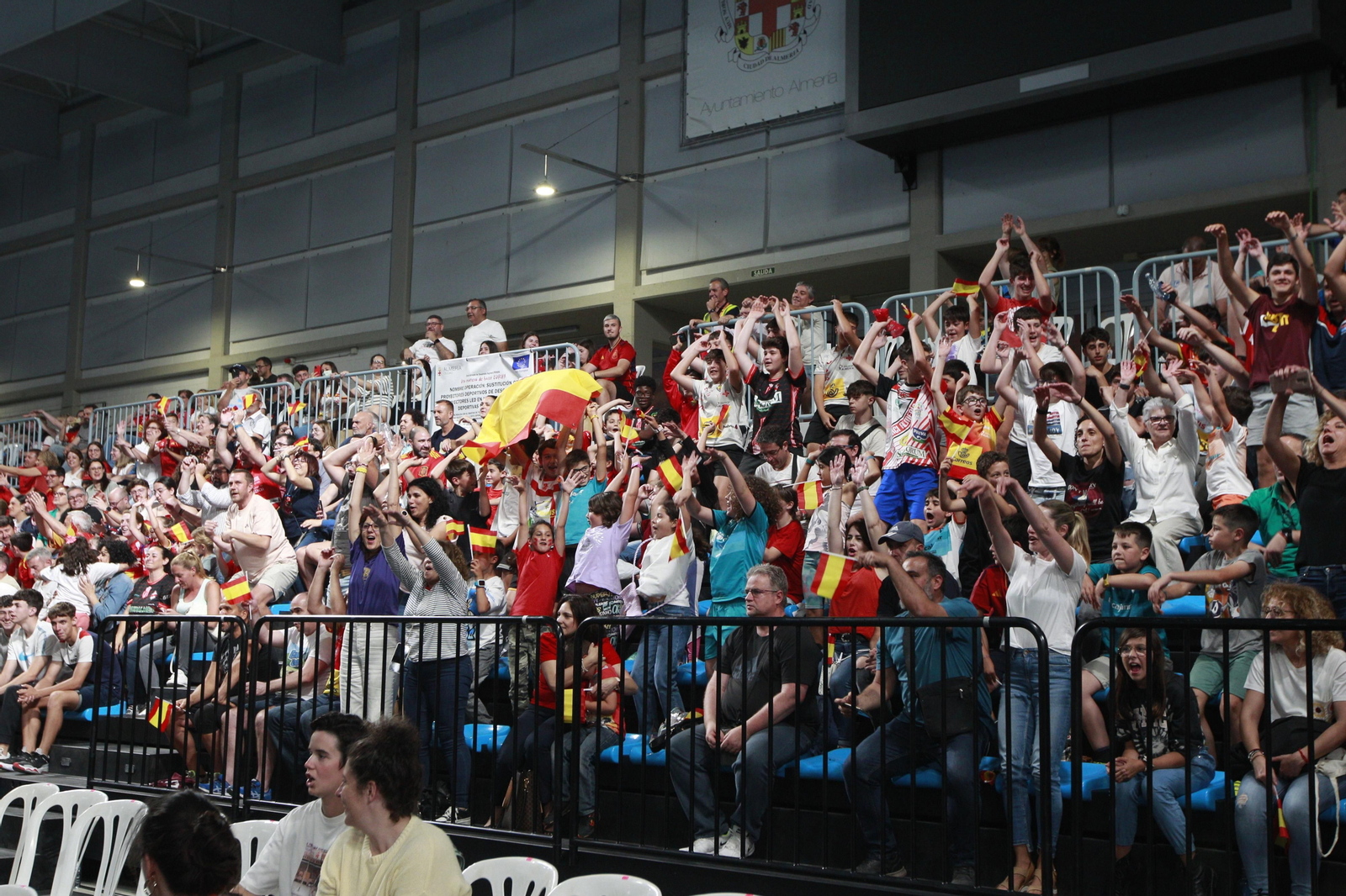 Imágenes del España-Dinamarca de la EHF Euro Cup de balonmano, en Almería