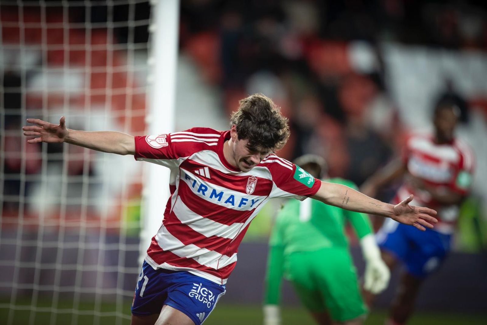Las mejores imágenes del Granada CF-Rayo de la Copa del Rey