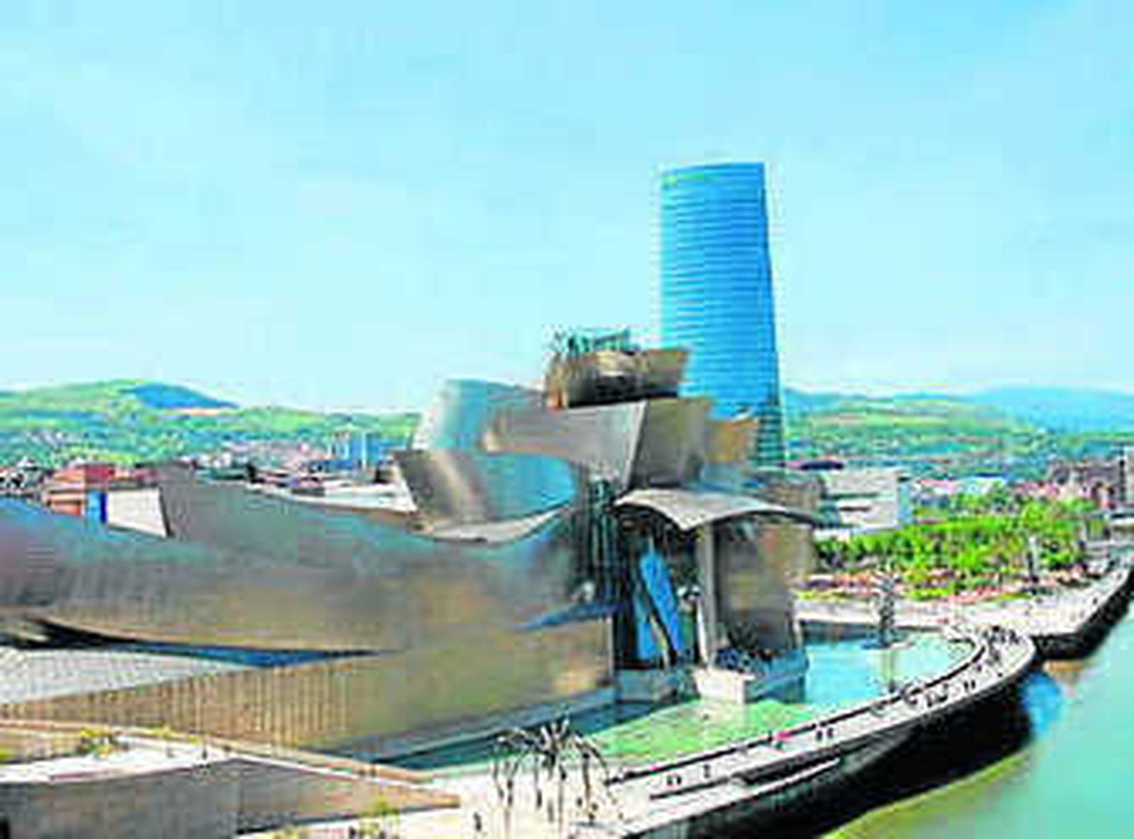 Fachada del museo bilbaíno a la ría.