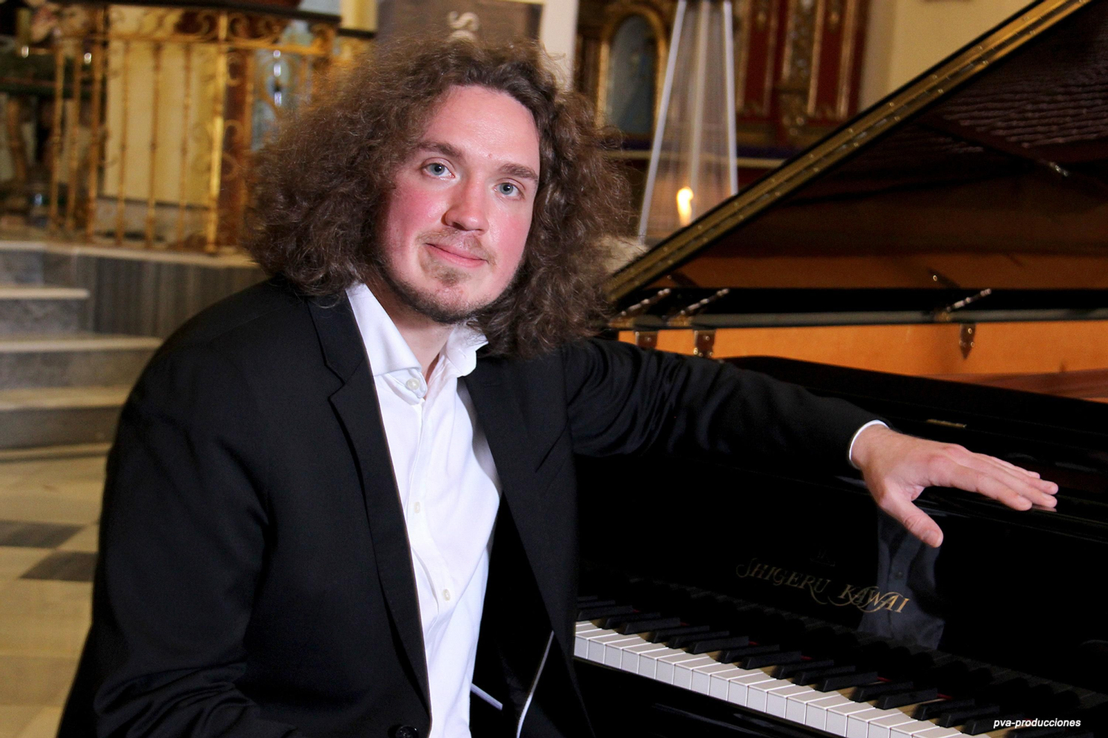 Roman Kosyakov, ganador del concurso internacional de piano de Campillos Roman Kosyakov, ganador del concurso internacional de piano de Campillos
