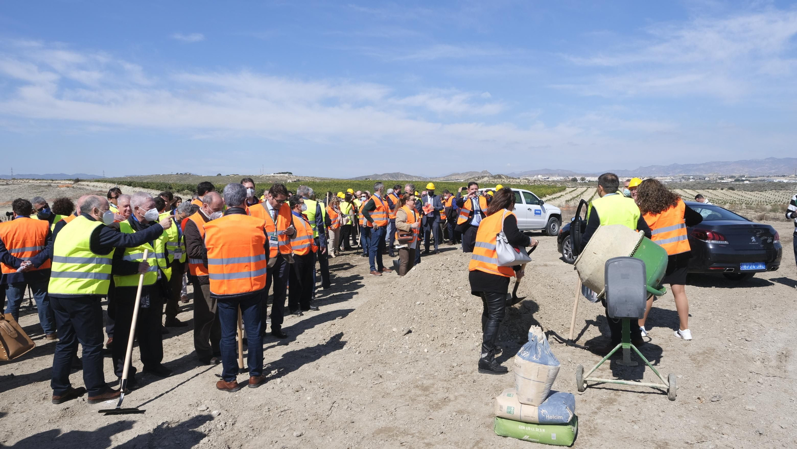 Fotogalería acto reivindicación del AVE en Vera. Almería