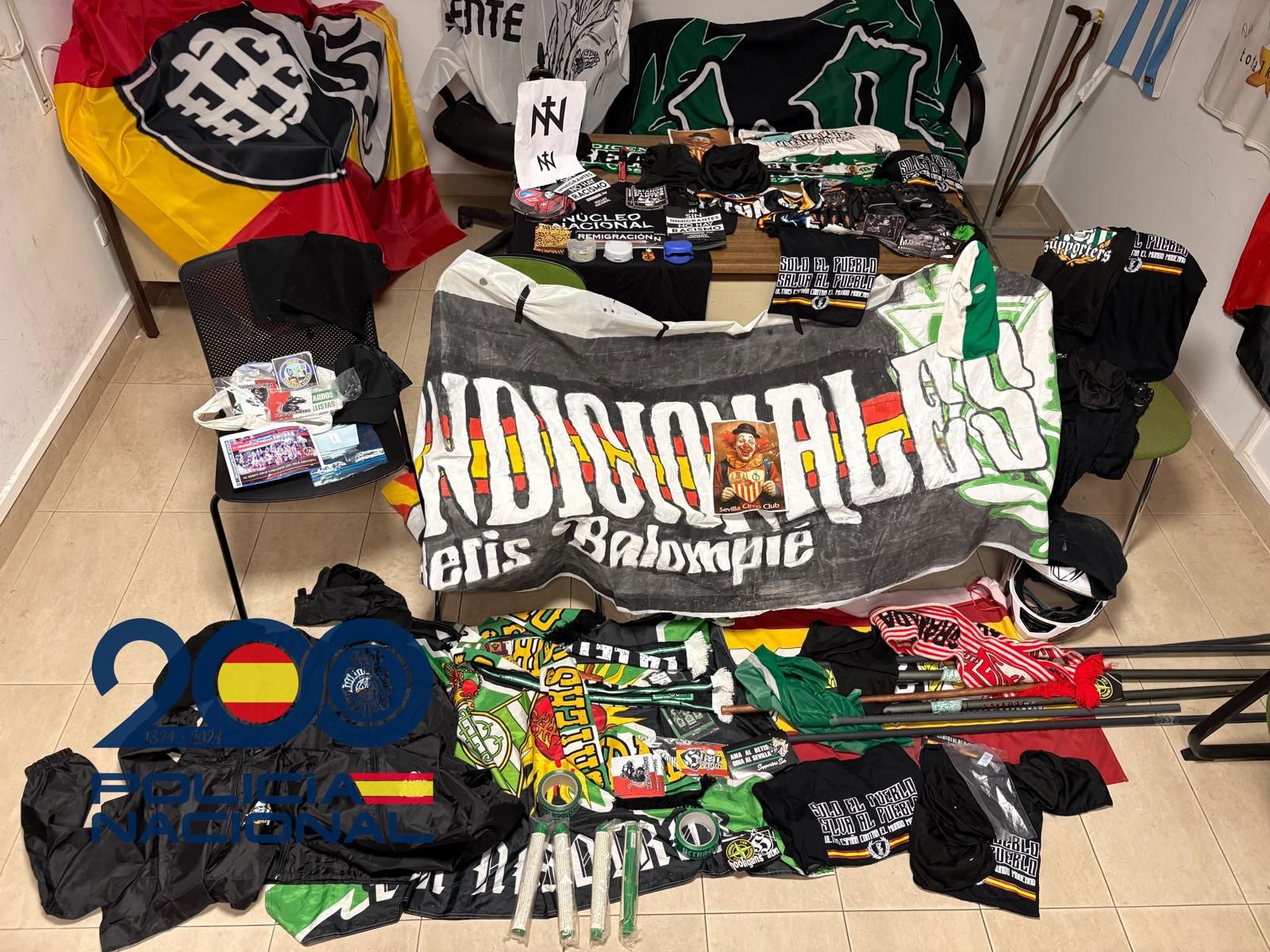 Objetos decomisados por la Policía Nacional en ambas reyertas frustradas