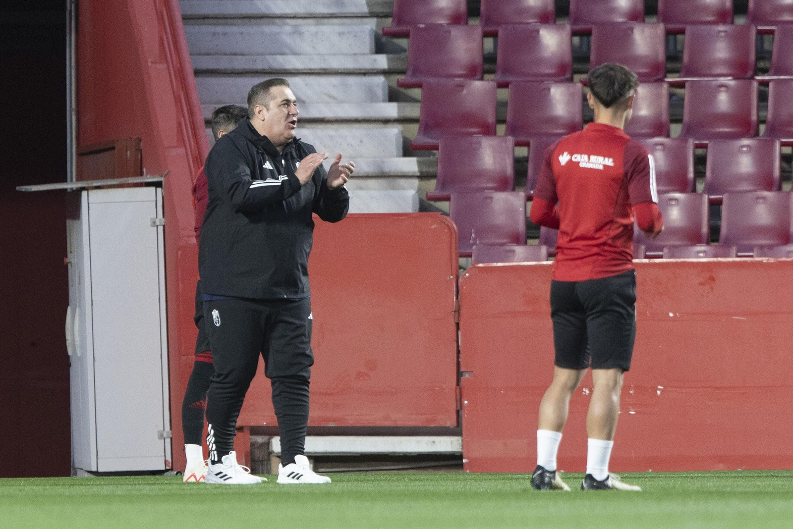 Así fue el primer entrenamiento de José Ramón Sandoval en el Granada CF