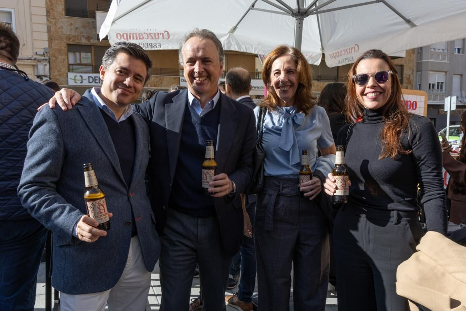 Presentación del lanzamiento de 'Volver', edición limitada de Cruzcampo para Navidad
