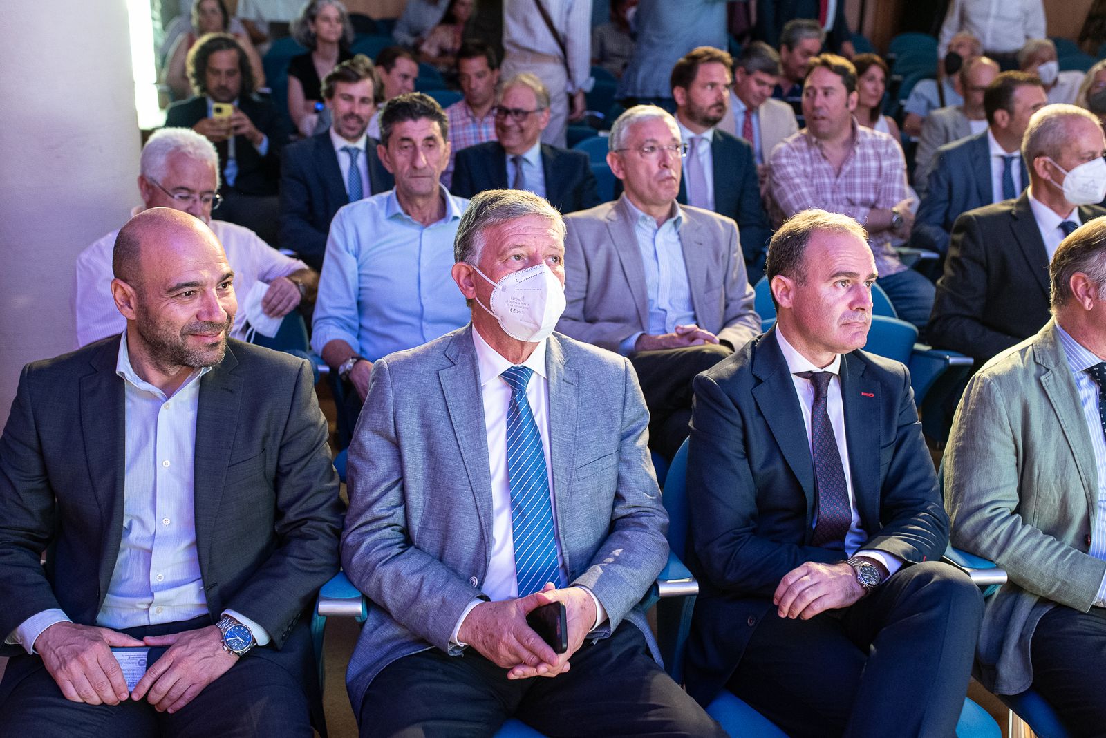 Imágenes de la presentación de la memoria de Aiqbe