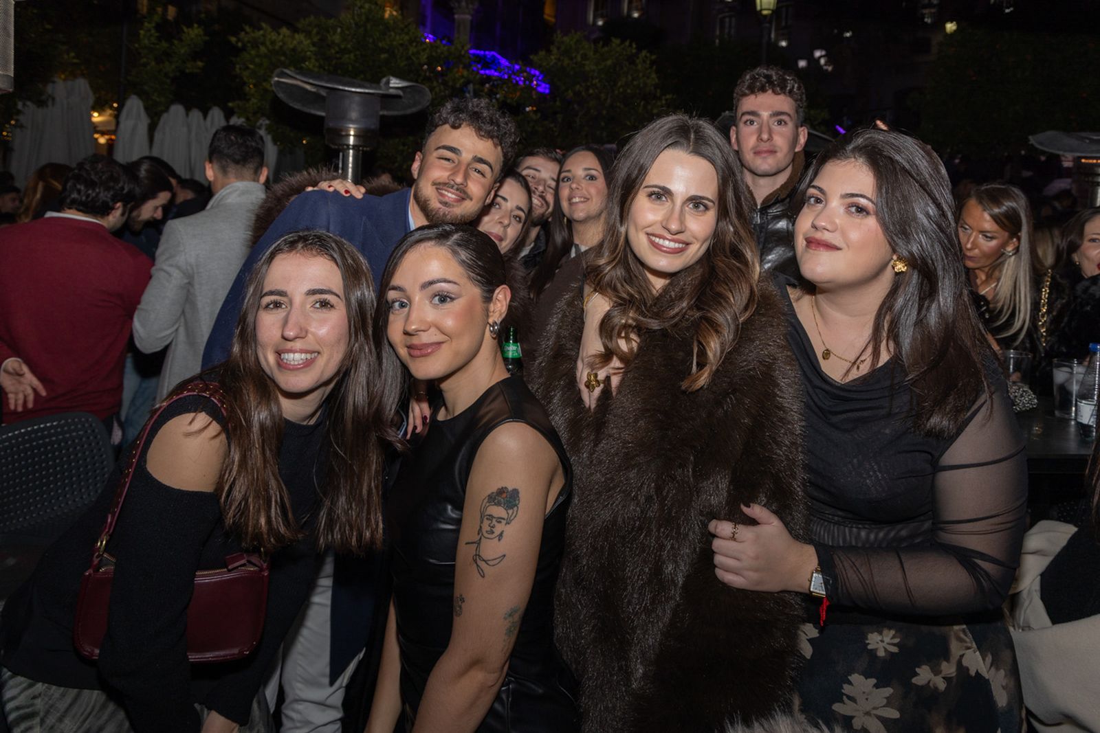 Así disfruta Jaén del concierto extraordinario a pie de calle: "Único Pop Rock"