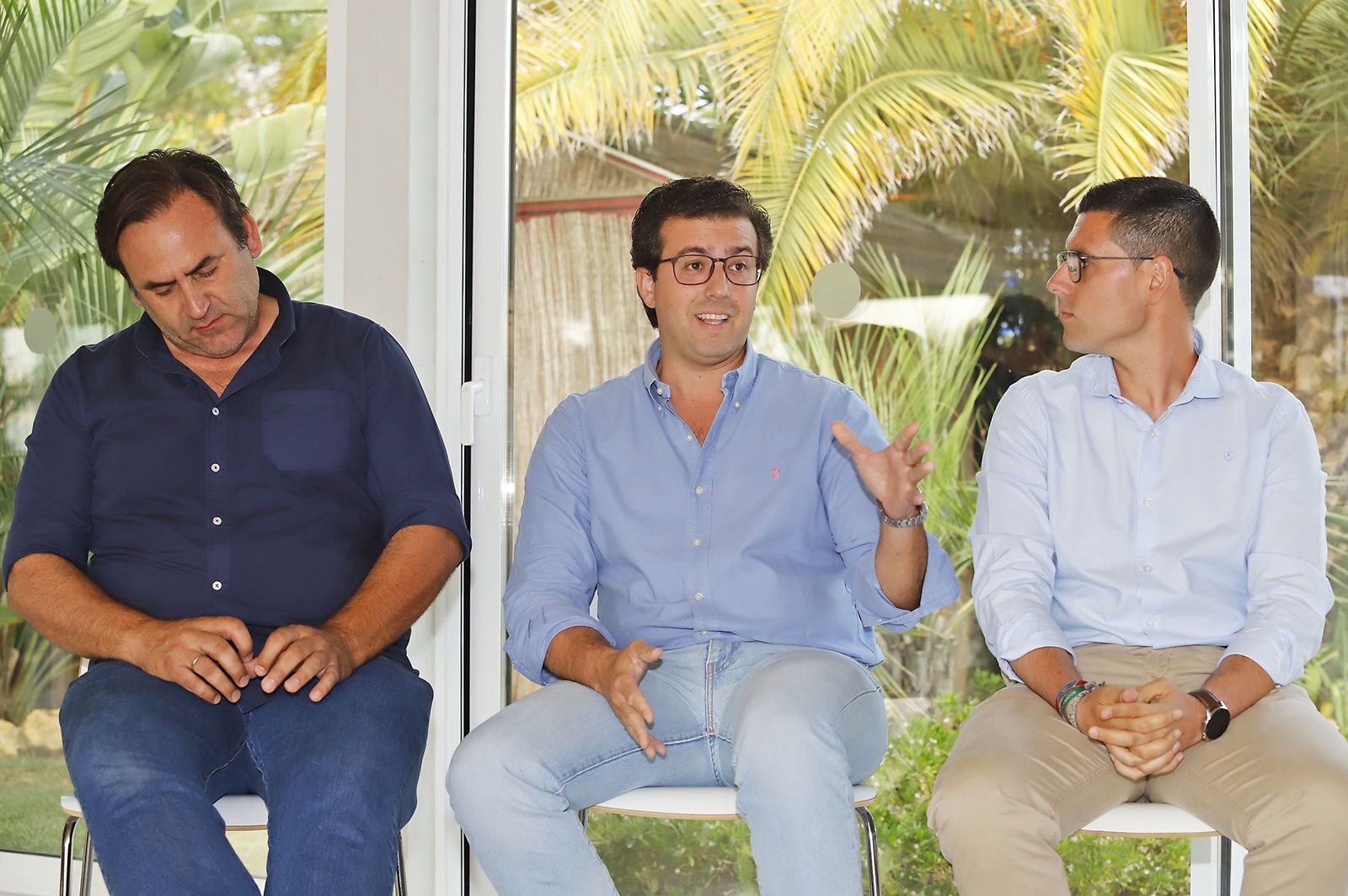 Imágenes del debate de "La Noche de los Frutos Rojos"