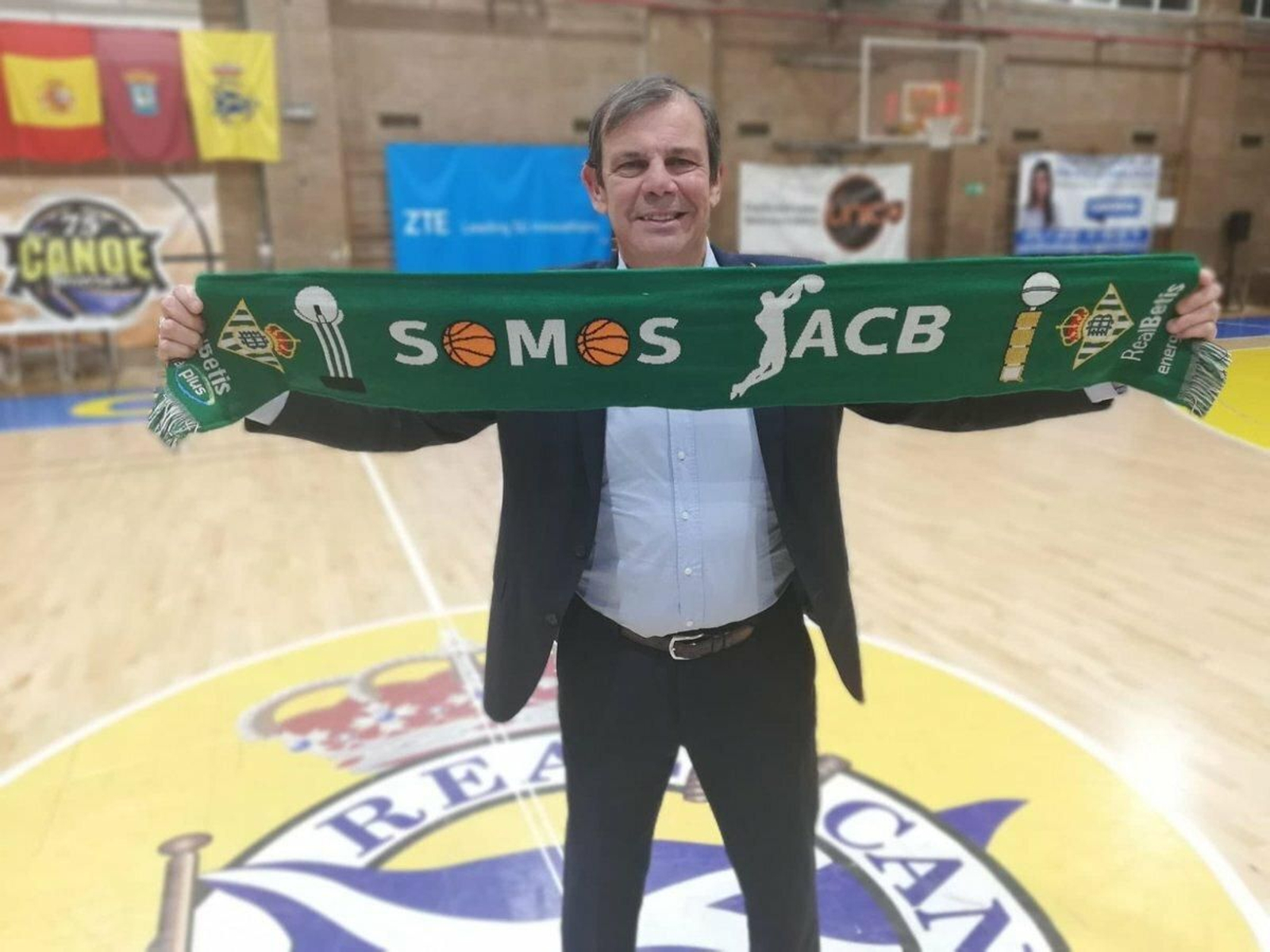Juanma Rodríguez posa en Madrid tras el ascenso.
