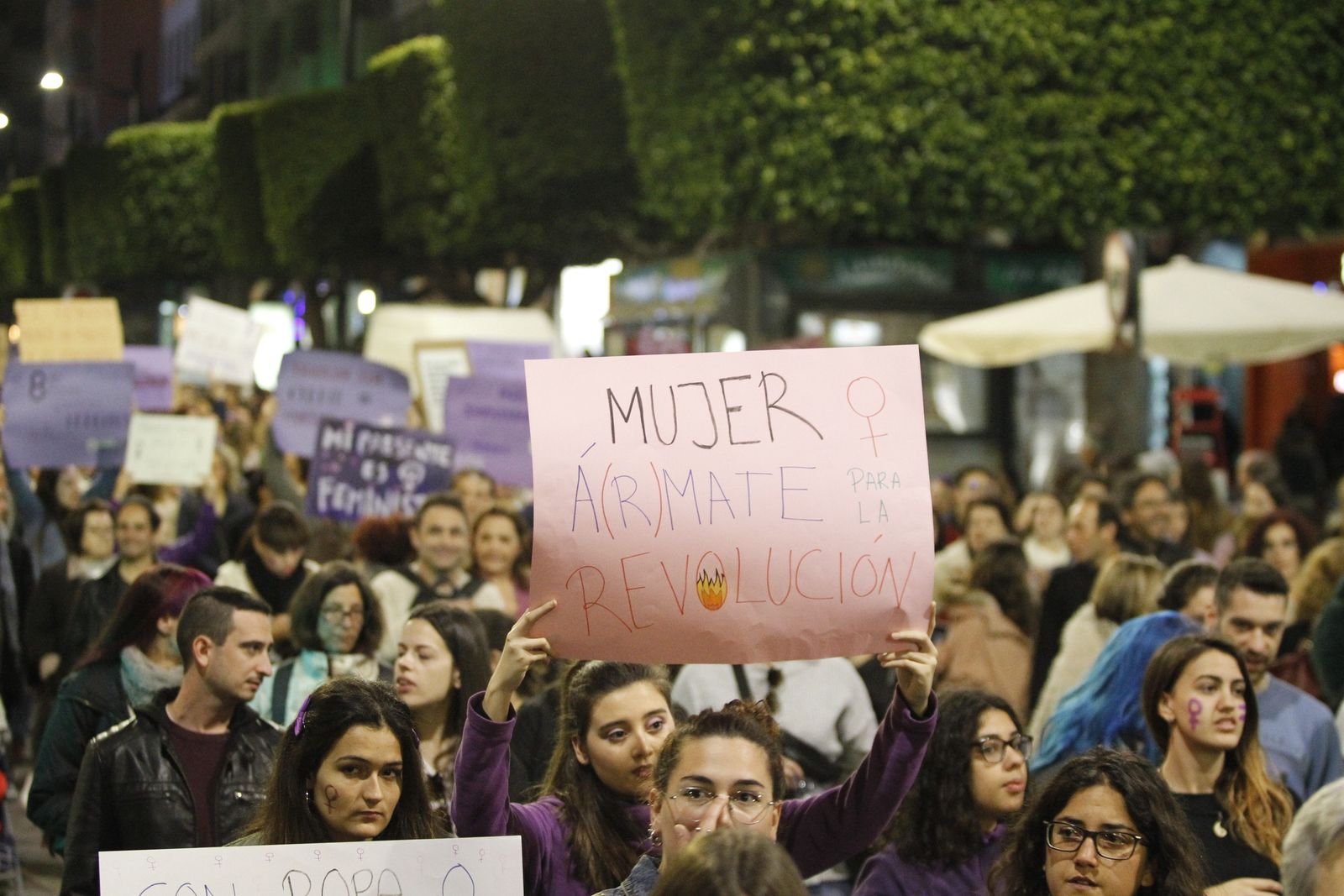 Fotogalería manifestación Día Internacional de la Mujer en Almería