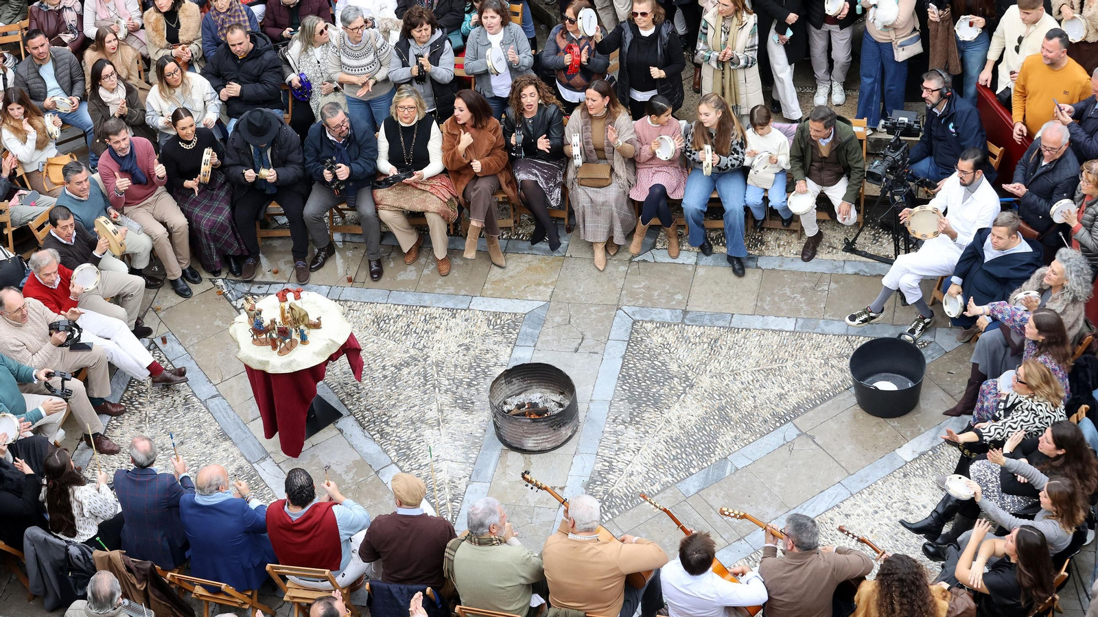 Imágenes de la zambomba BIC en Jerez