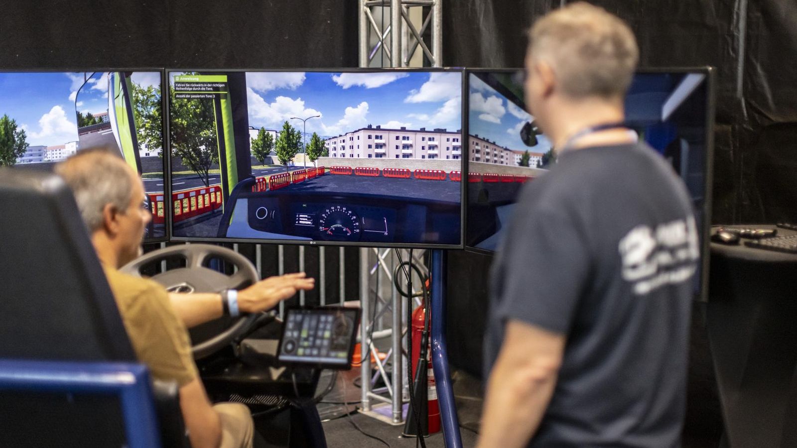 Uno de los simuladores de la feria.