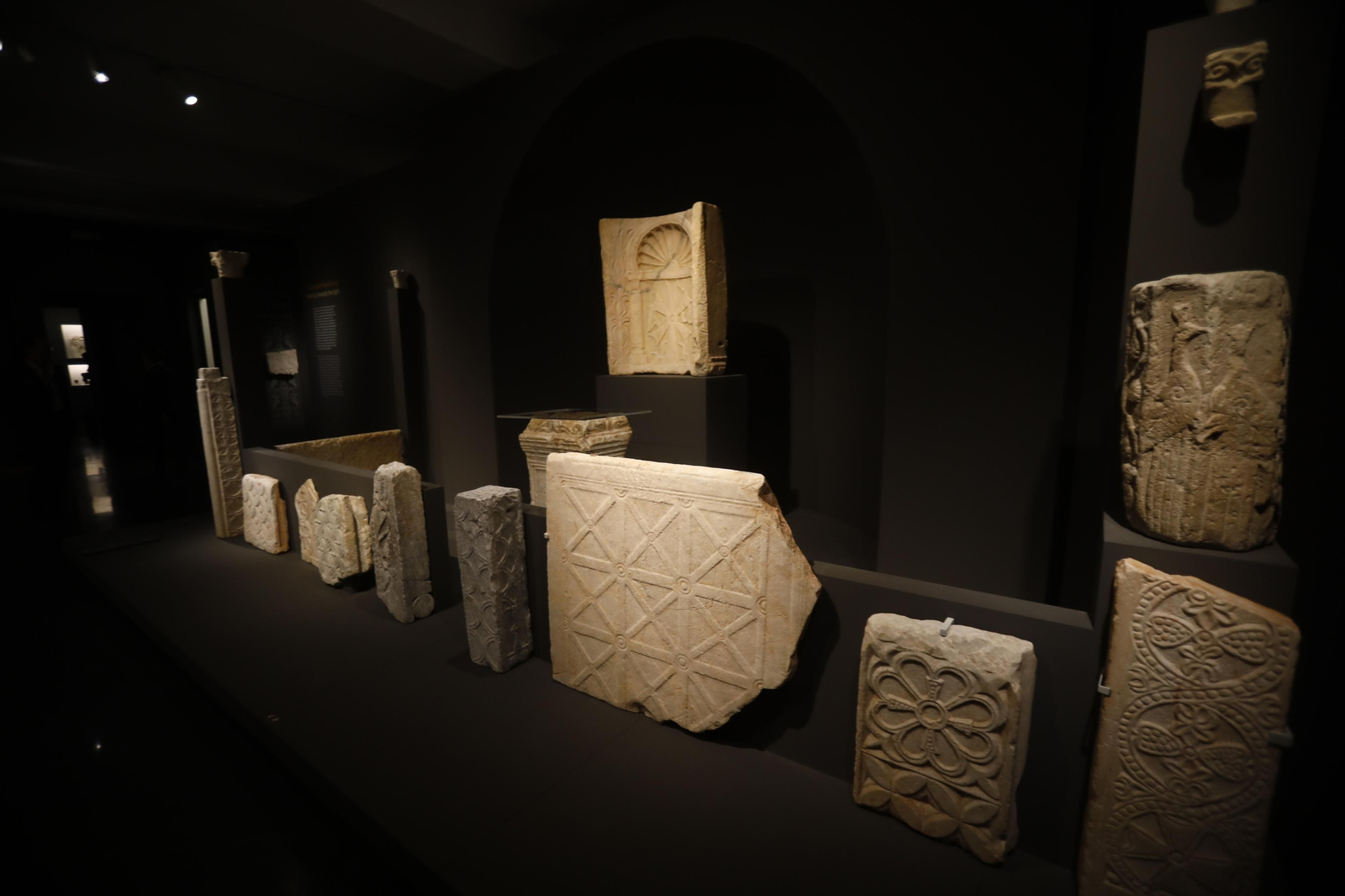 'Cambio de Era. Córdoba y el mediterráneo cristiano': la exposición que destapa el legado del siglo IV al VI, en imágenes