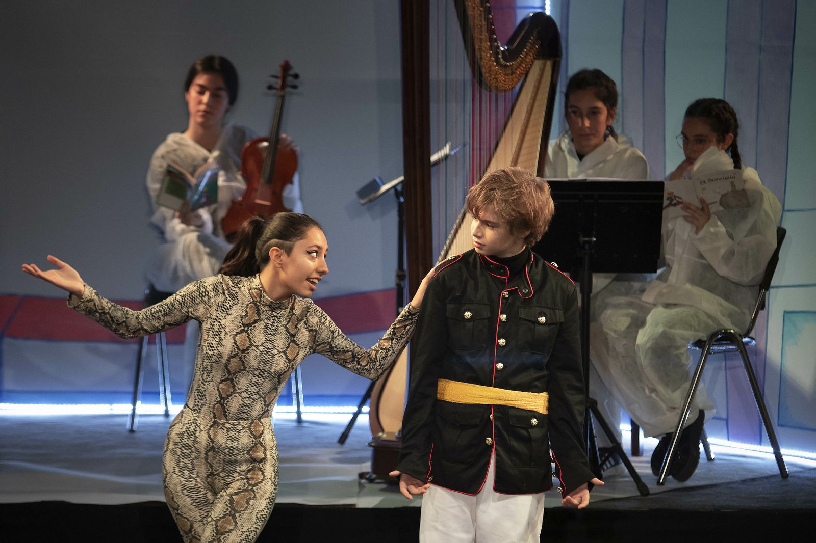 Los alumnos del San Francisco de Paula representan este jueves 'El Principito' con el fin de recaudar fondos para material educativo para niñas de la India.