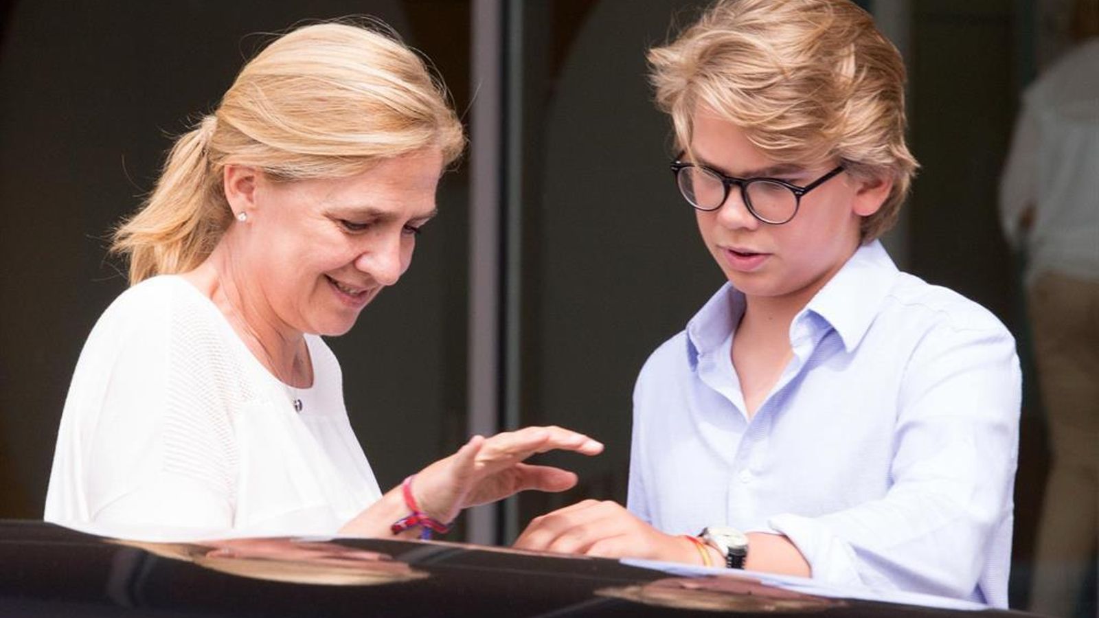 Miguel Urdangarín, con su madre.