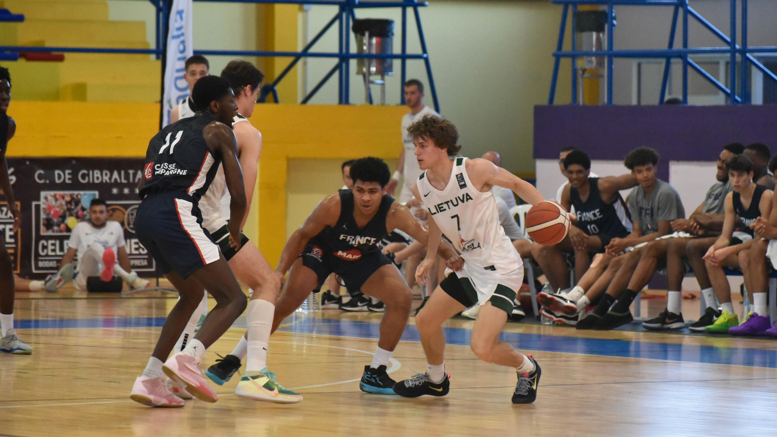 Las fotos de la primera jornada del Torneo Intenacional de Baloncesto U-20 de La Línea