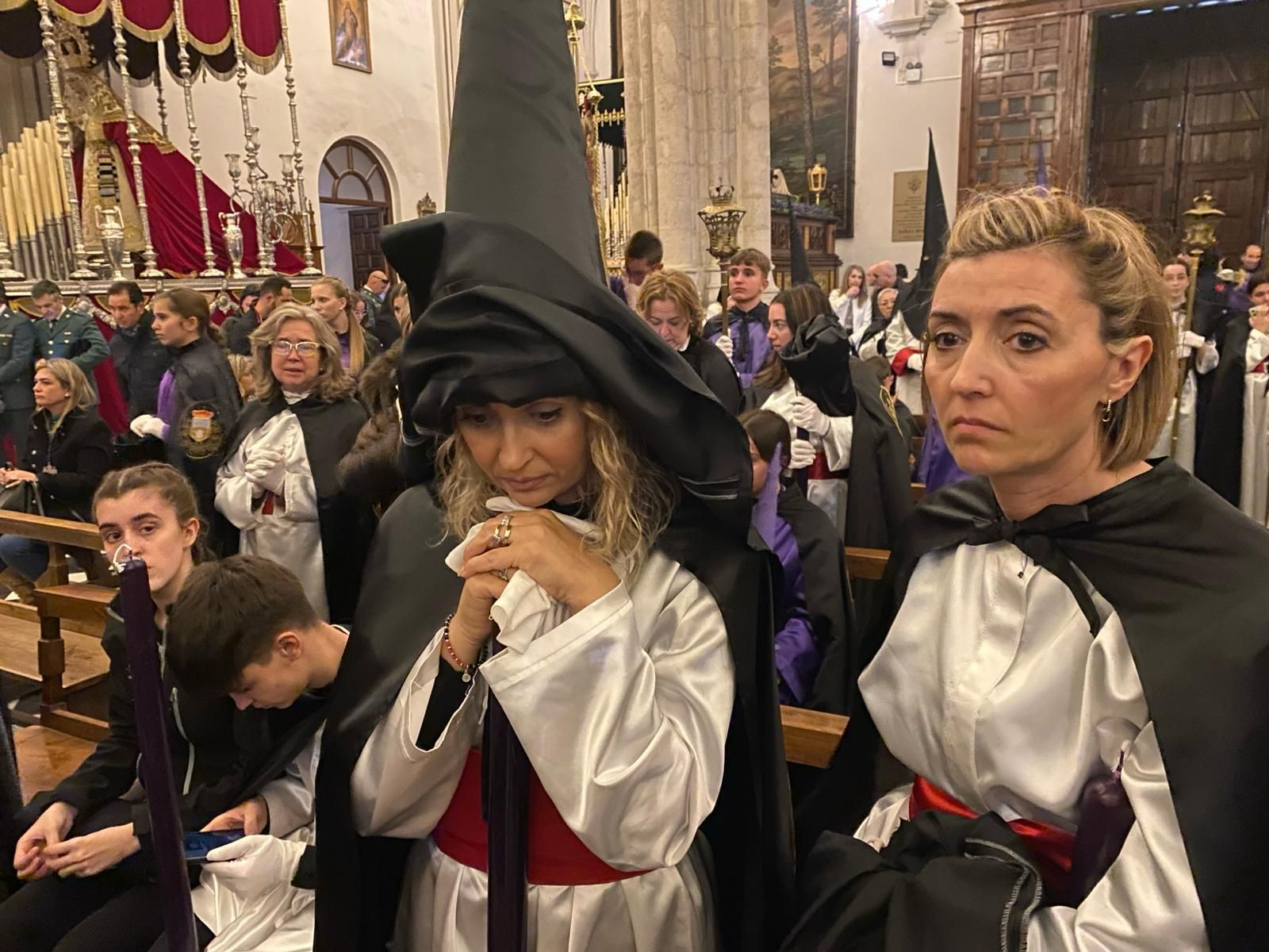 En imágenes: Primera suspensión en la tarde del Jueves Santo