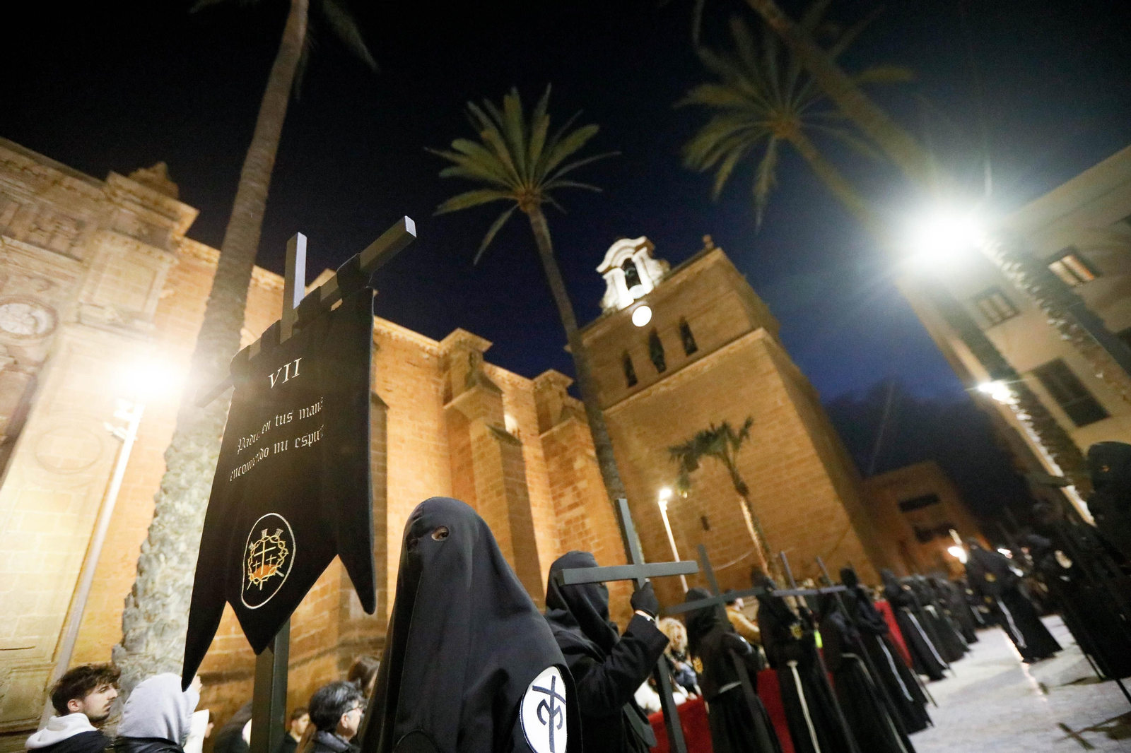 La procesión del Calvario, en imágenes