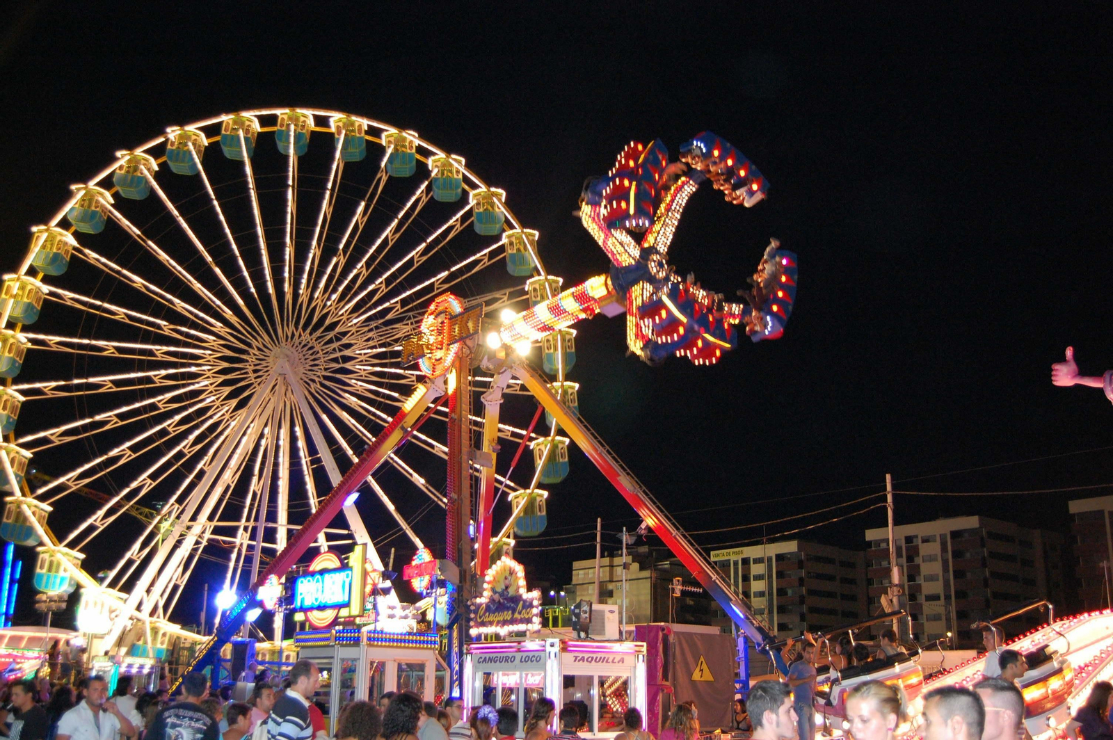 Atracciones en el recinto ferial