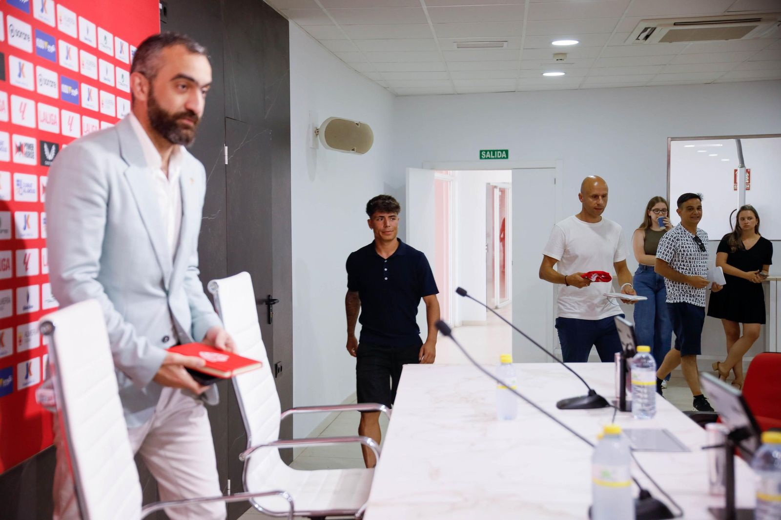 Presentación de Nico Melamed como nuevo jugador de la UDA, en imágenes