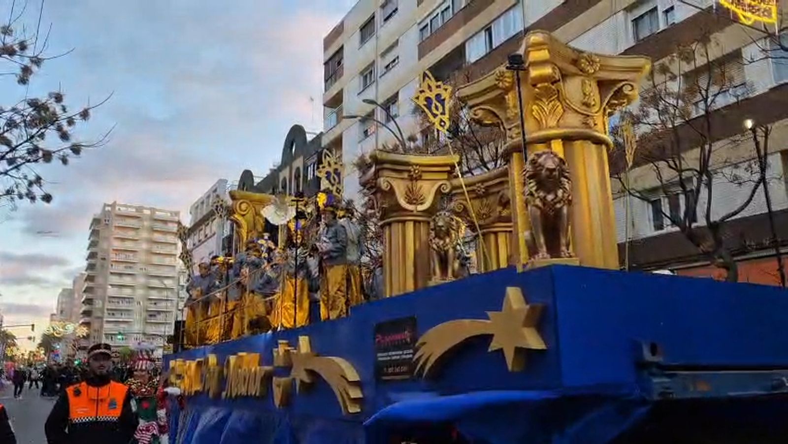 La carroza de Mlechor en la Cabalgata de los Reyes MAgos de Cádiz