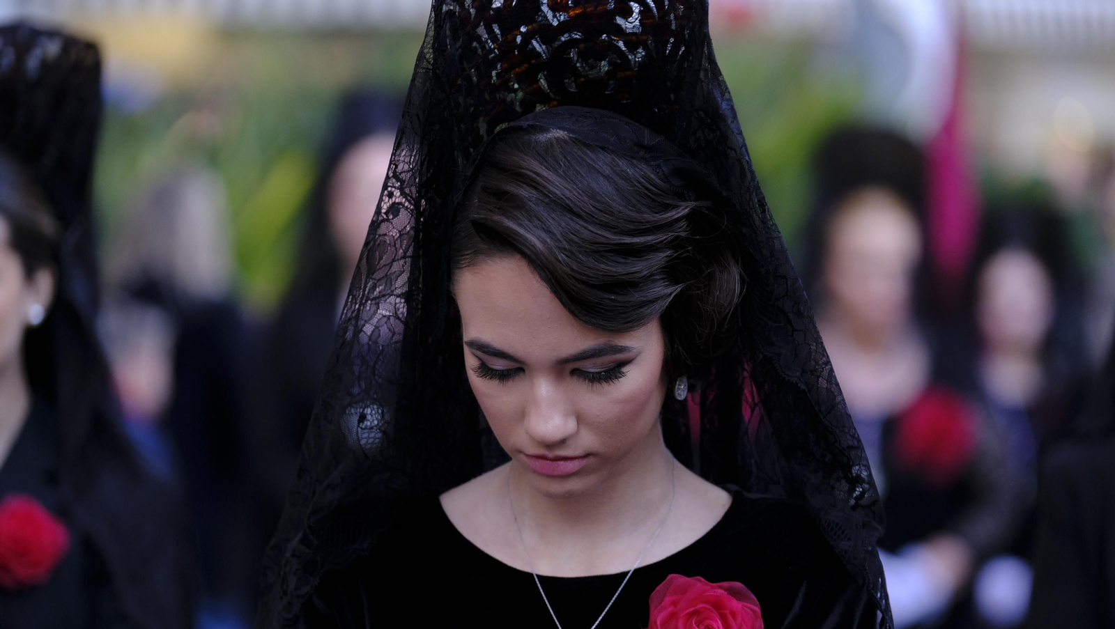 Coronación desaría al viento en su estación de Penitencia