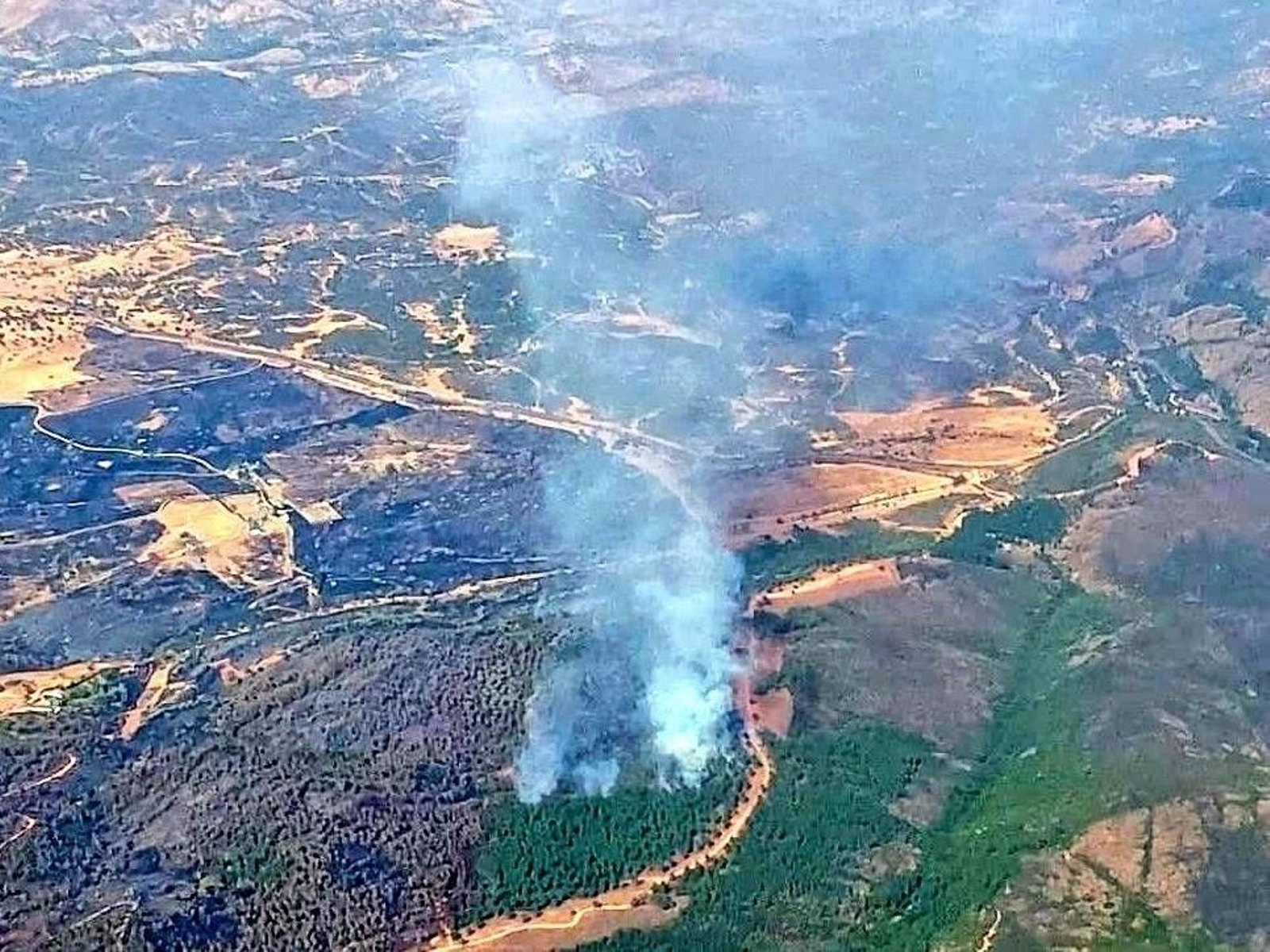 Incendio en Aroche, el más duro de este verano.