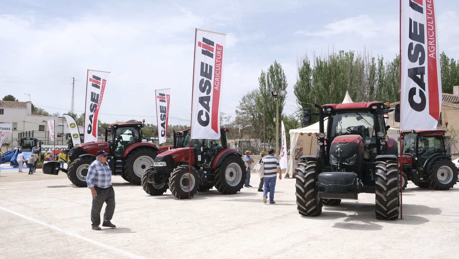 Imágenes de la Terracultura Chirivel 2023, feria de agricultura y maquinaria