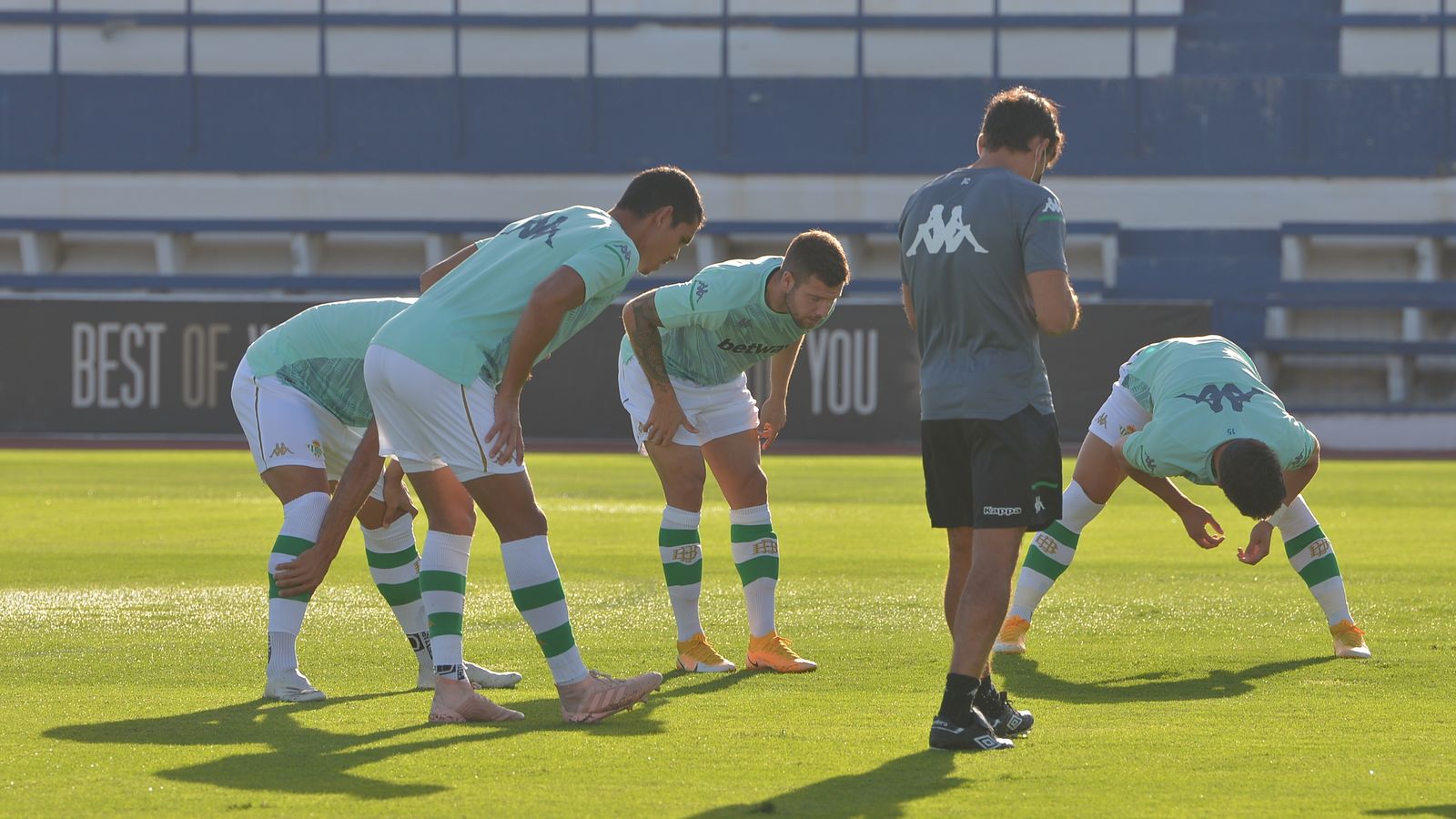 Aitor Ruibal, en el calentamiento de uno de los amistosos de esta pretemporada.