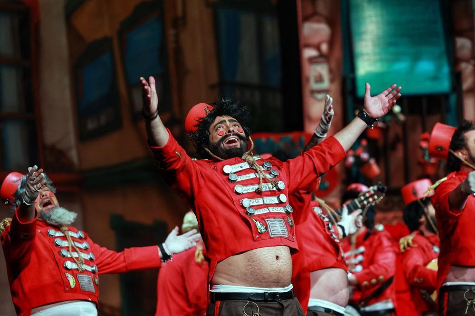 Chirigota 'Hotel y resort Cadi, aquí tiene usté su casa'