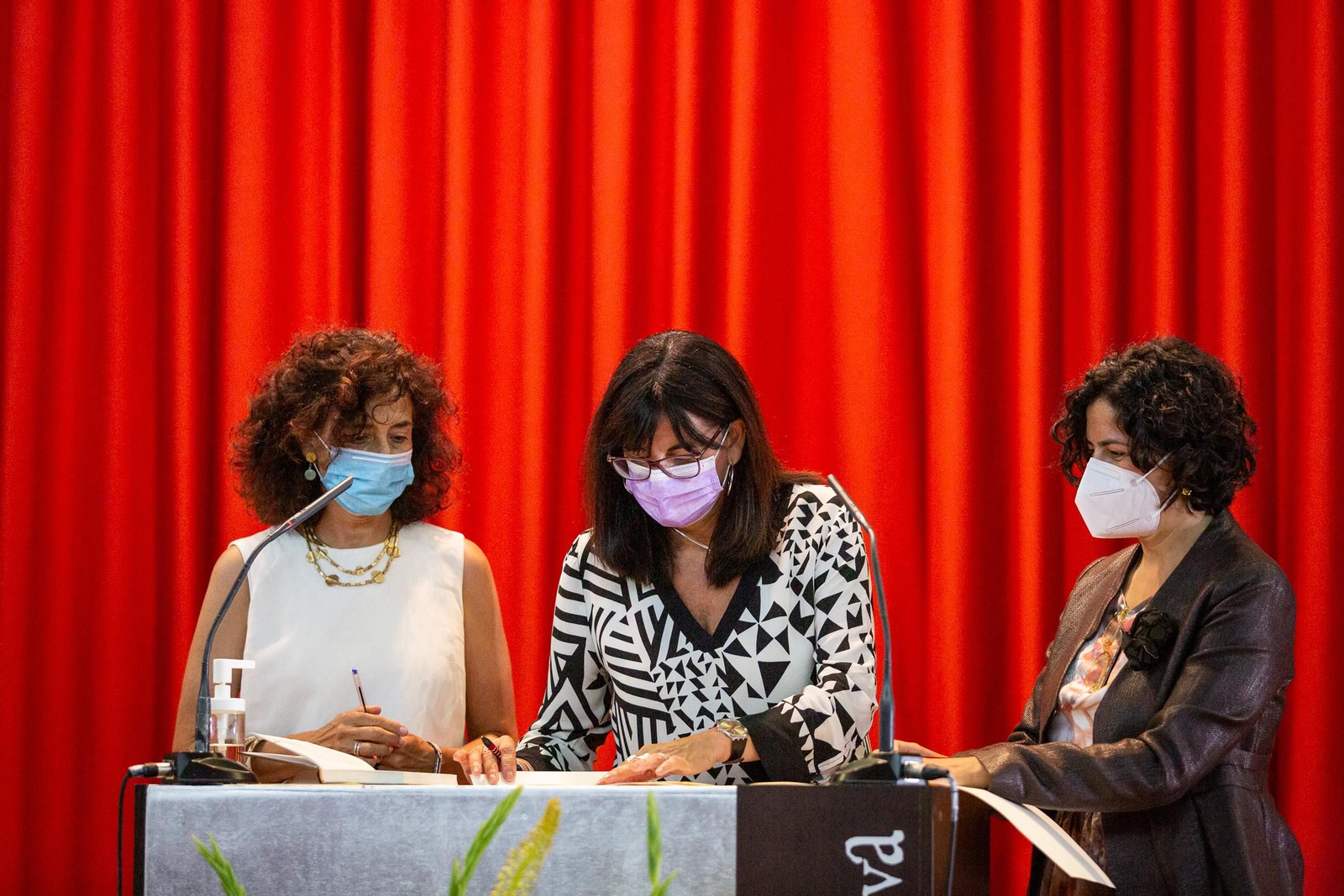 Imágenes de la toma de posesión del equipo de gobierno de la UHU