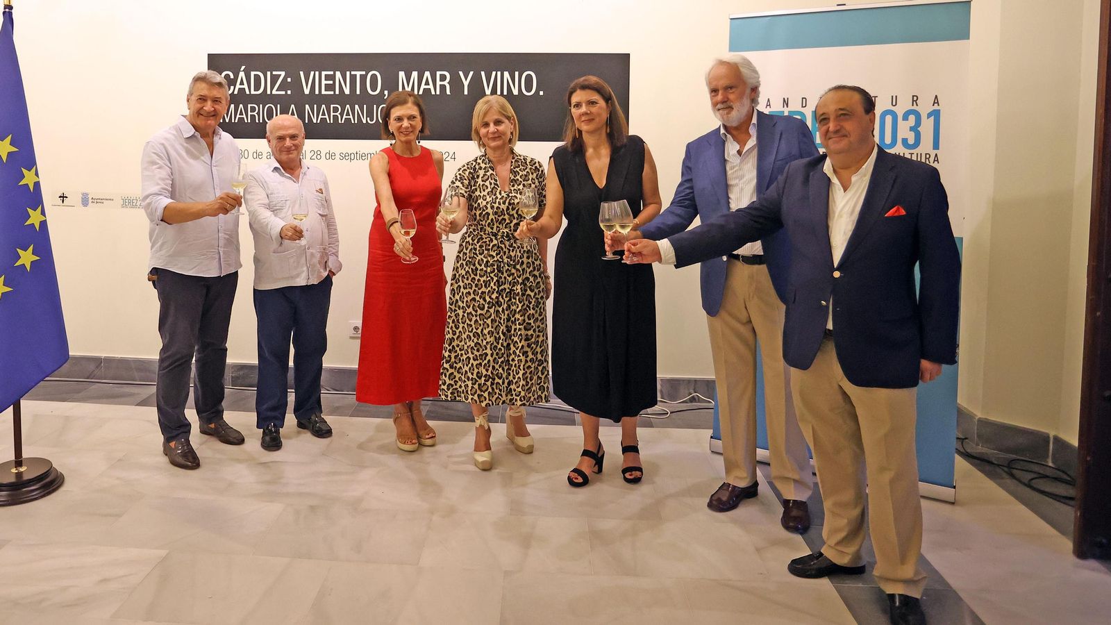 Imágenes de la exposición ‘Cádiz, viento, mar y vino’ de la artista Mariola Naranjo en los Claustros de Santo Domingo de Jerez