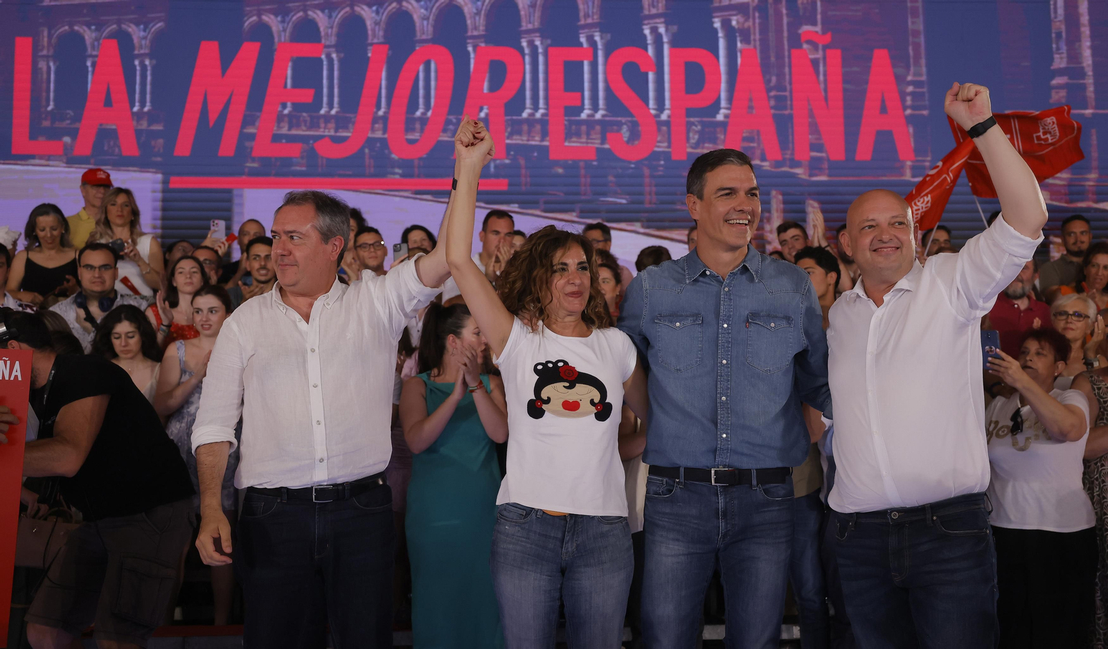 Las imágenes del mitin de Pedro Sánchez en Dos hermanas