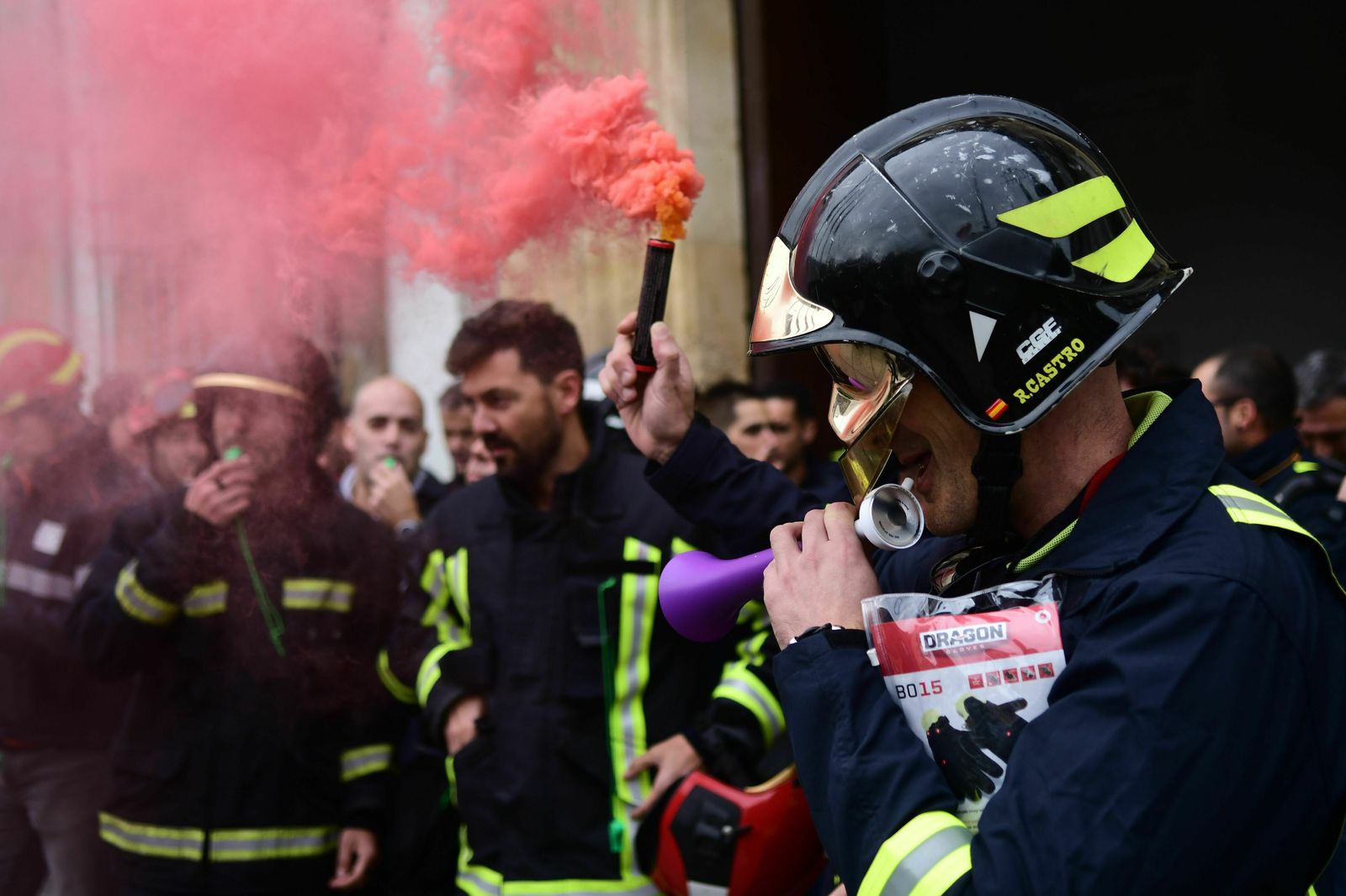 Imagen de archivo de una protesta de los bomberos del Consorcio frente a la Diputacion.