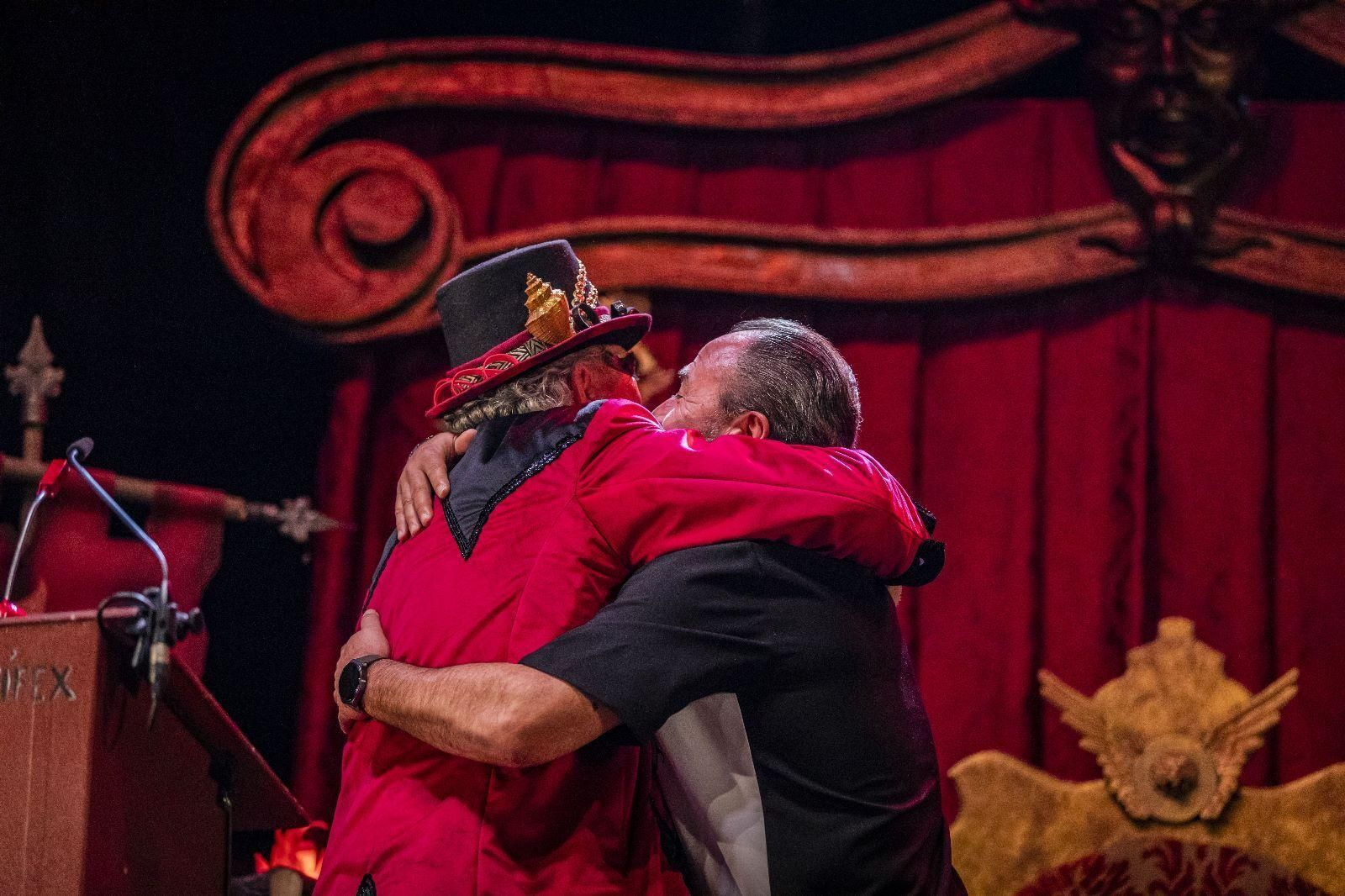 Carnaval de Cádiz 2023: Pregón y quema del Gran Momo, en imágenes