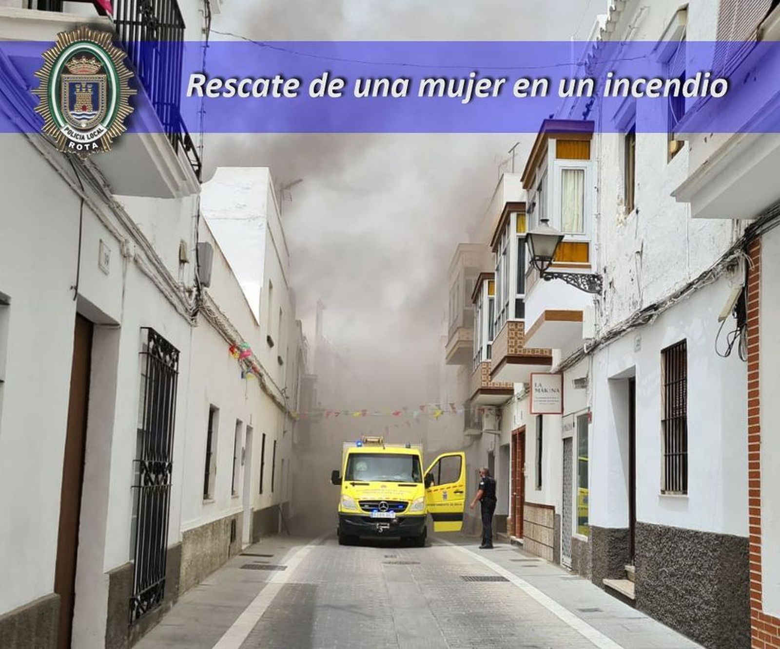 El humo saliendo de la vivienda.