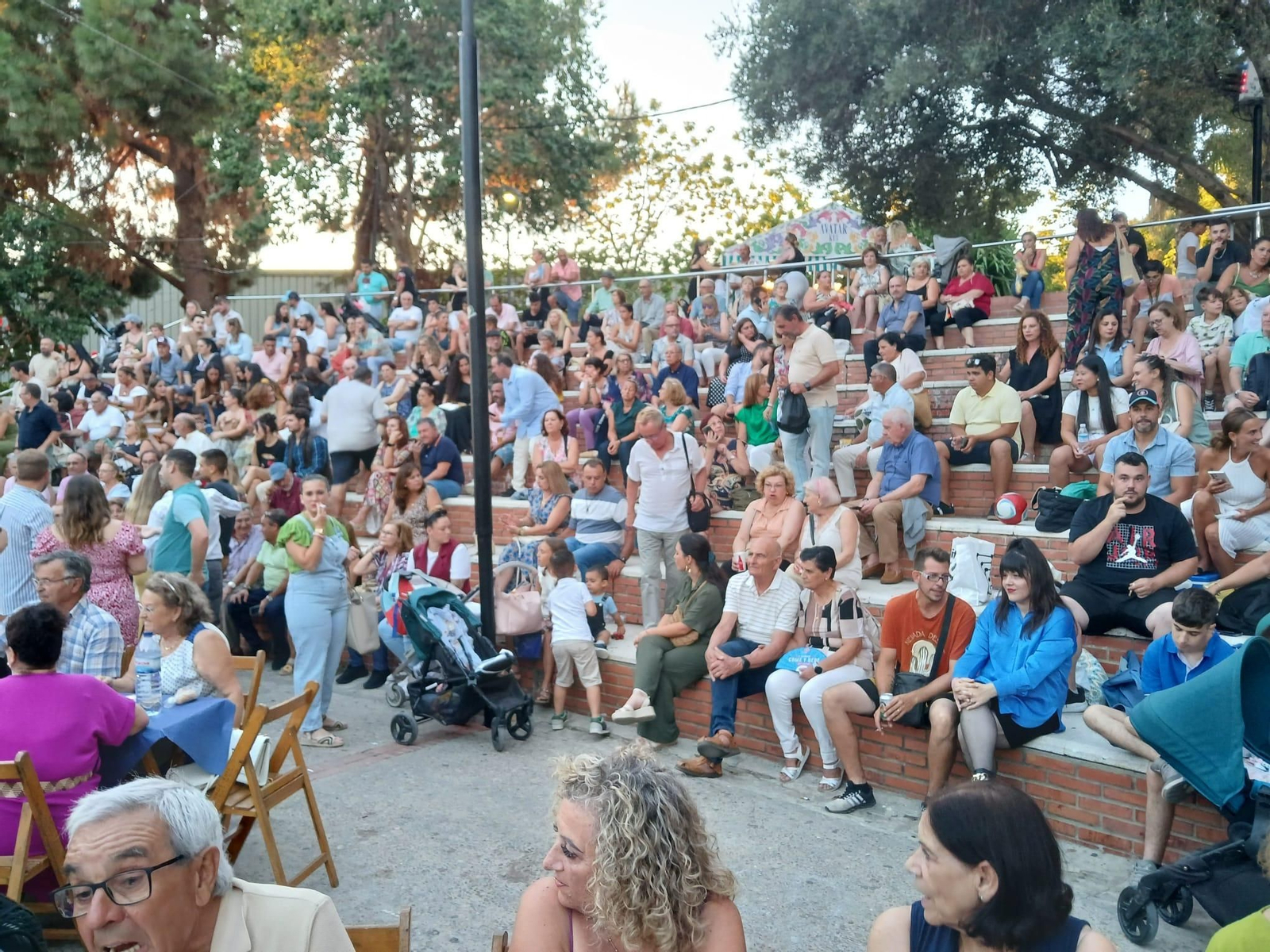 Búscate en las imágenes del sábado de Feria en San Fernando