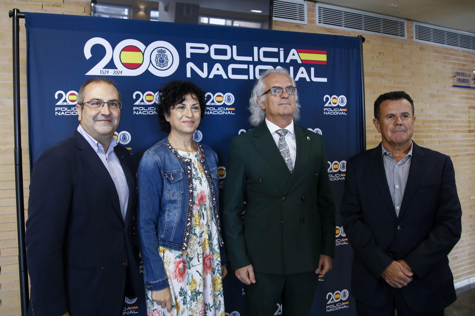 Las imágenes de la celebración del Patrón de la Policía Nacional en Almería, los Santos Ángeles Custodios