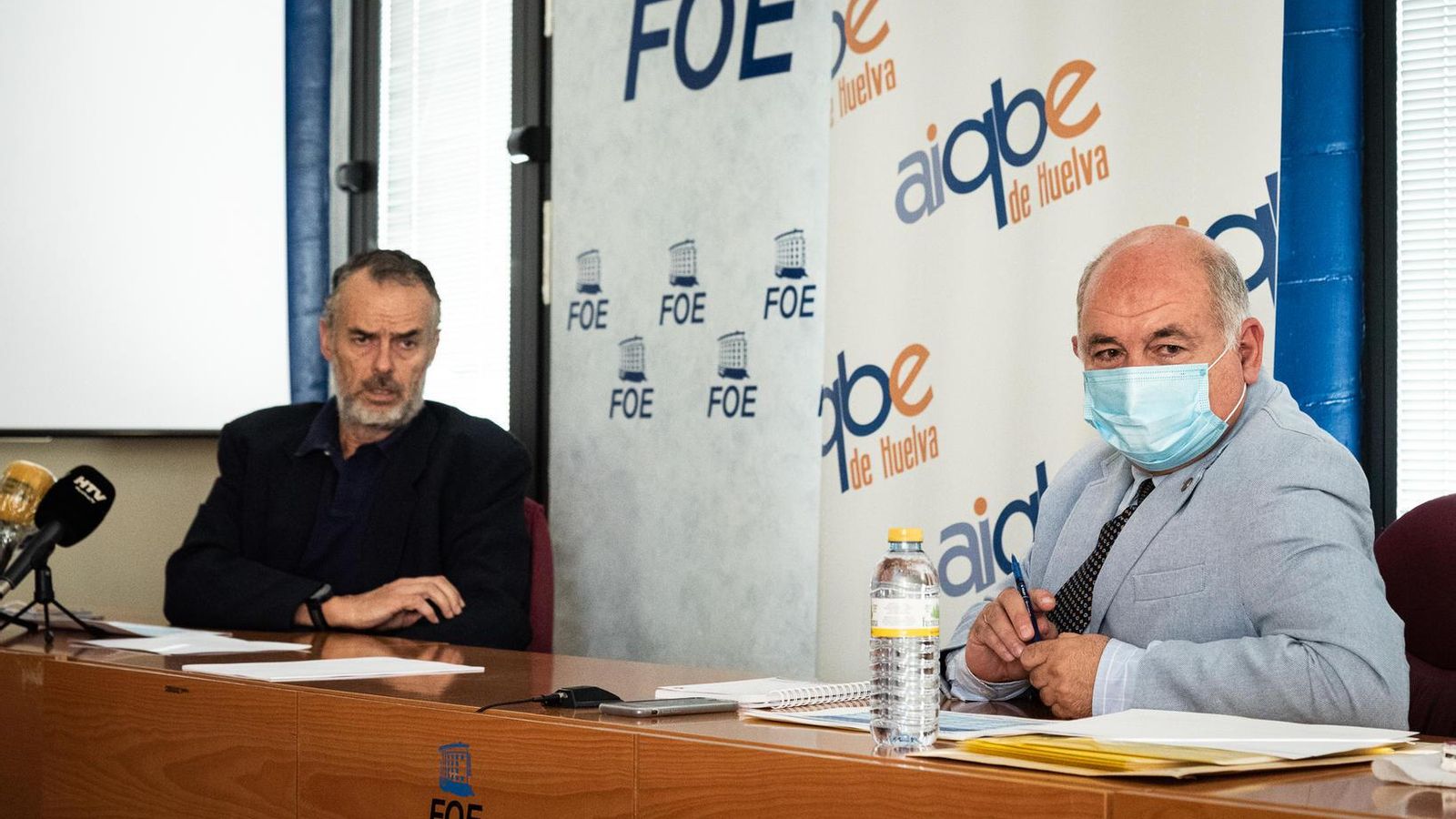 Carlos Ortiz y Rafael Eugenio Romero en la presentación de la memoria.