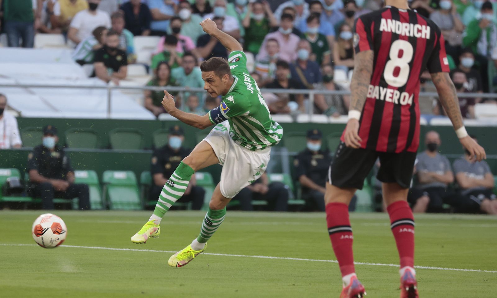 Las imágenes del Betis contra el Bayern Leverkusen