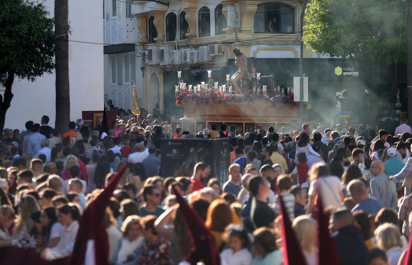 Fotos del Lunes Santo en Algeciras: Coronado de Espinas y La Columna