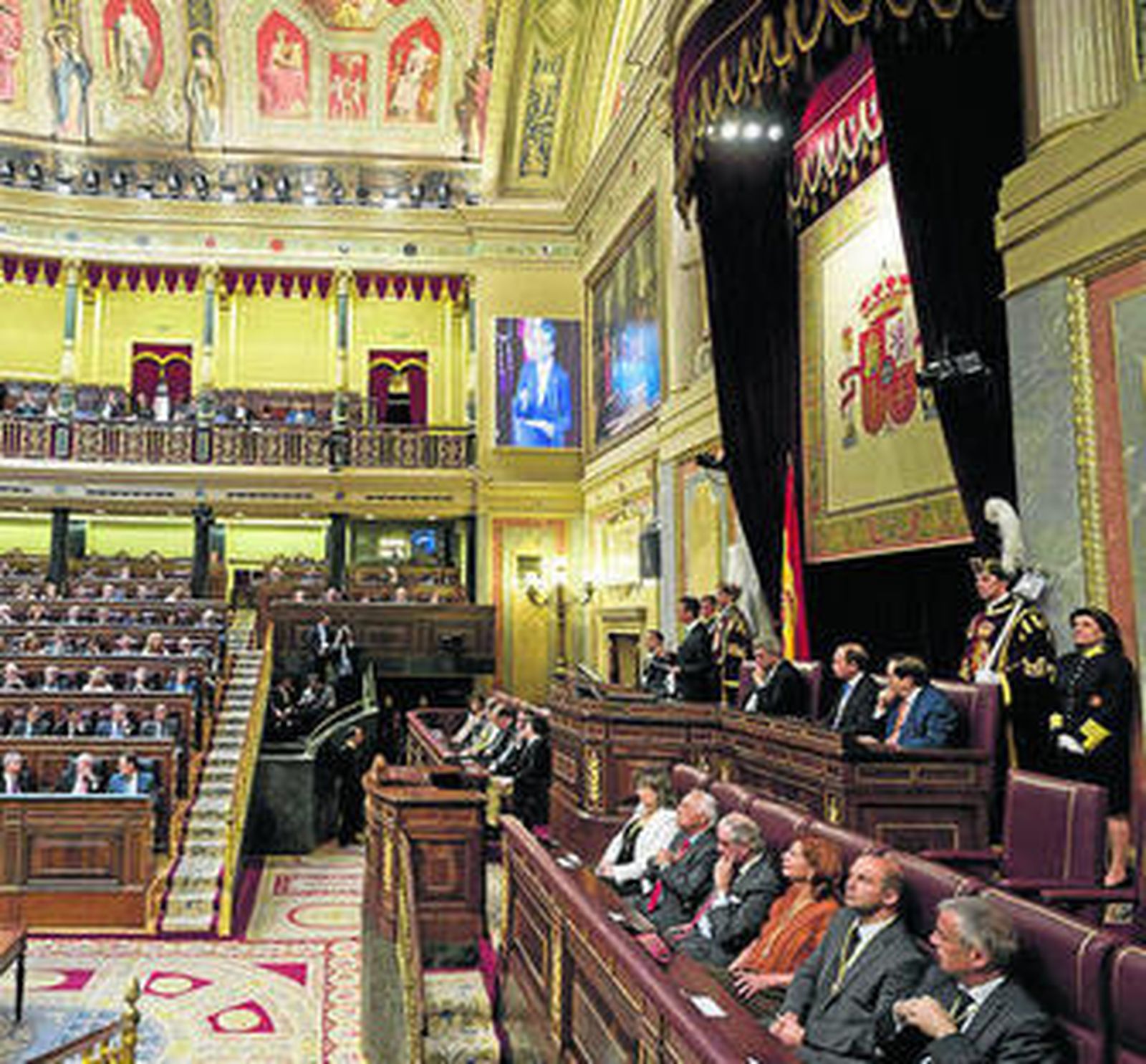 El presidente mexicano se dirige a los diputados en una sesión en esta semana.