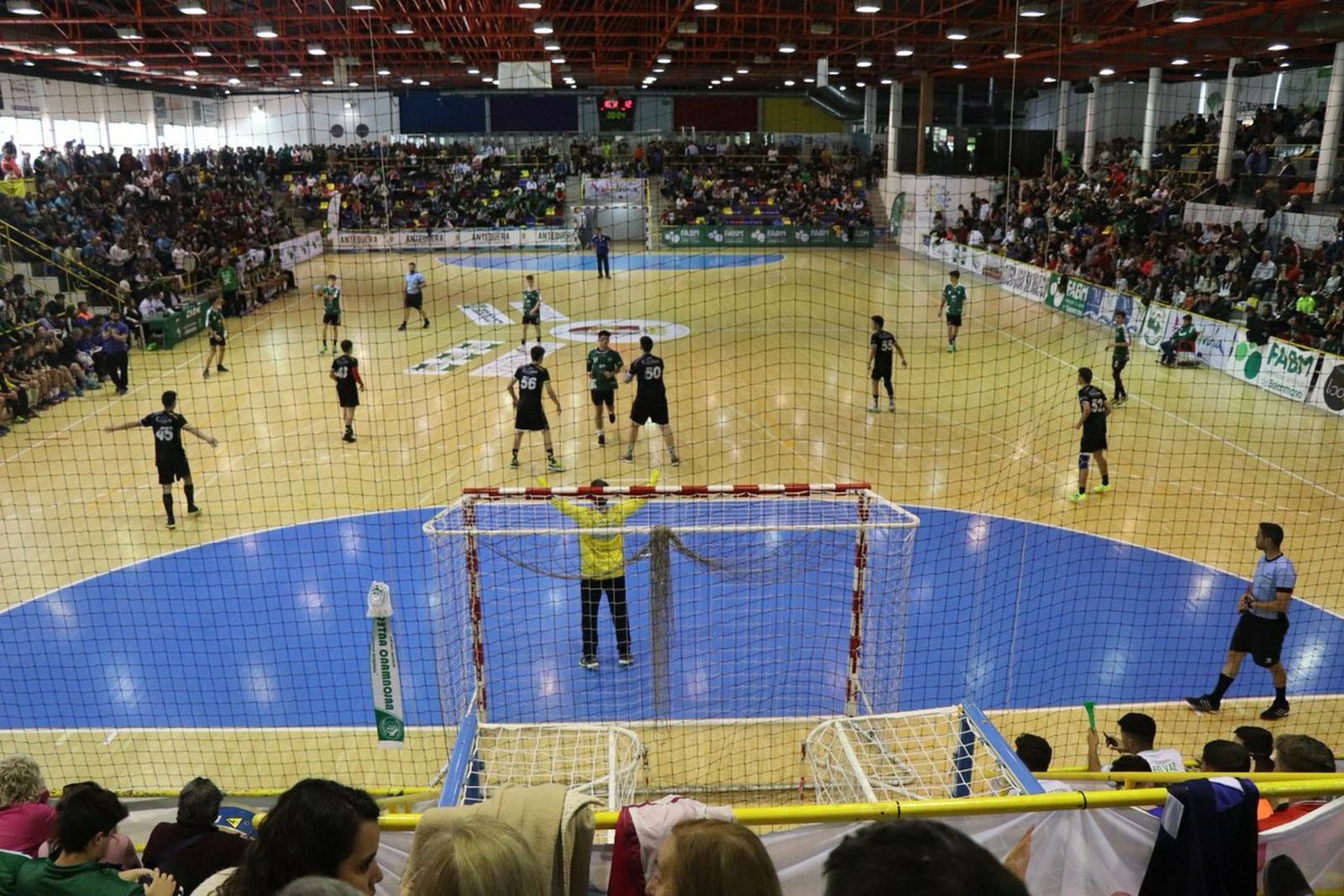 Las fotos del Clínica Dental Torres Antequera, campeón de Andalucía cadete de balonmano