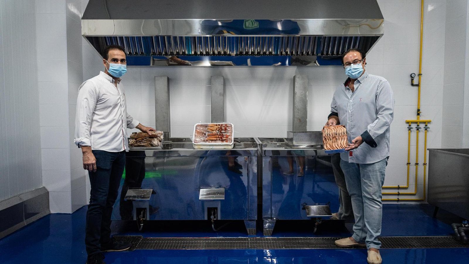Las nuevas instalaciones cuentan con un cocedero de marisco.