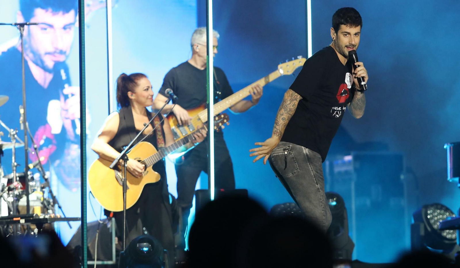El cantante asturiano, durante su actuación en el Tío Pepe Festival
