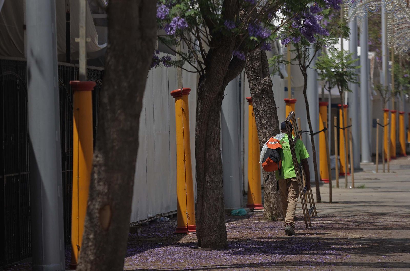 Fotos del montaje de la Feria Real de Algeciras 2025